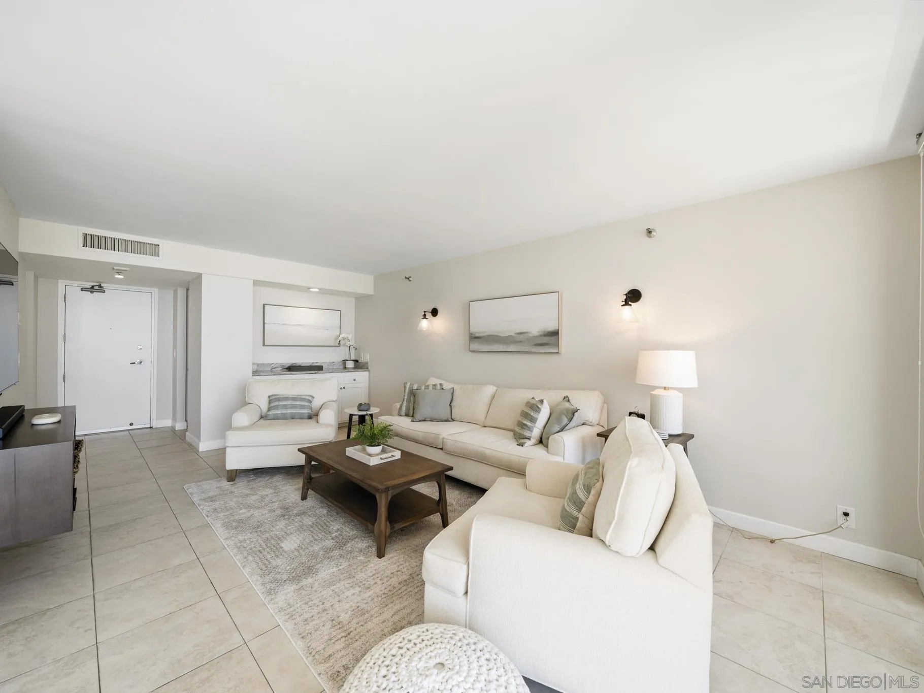 https://cdn.realtyfeed.com/cdn/127/260013342/0ff73eb9a33ca9423eb852978cf03b16.webp
