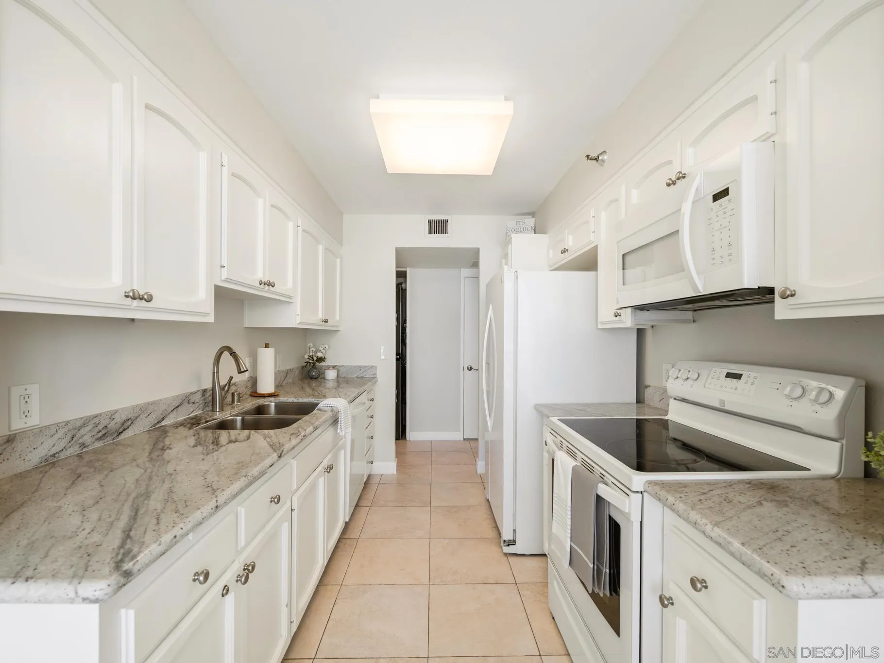 Photo #18: 260013342 Listing: Photo #18