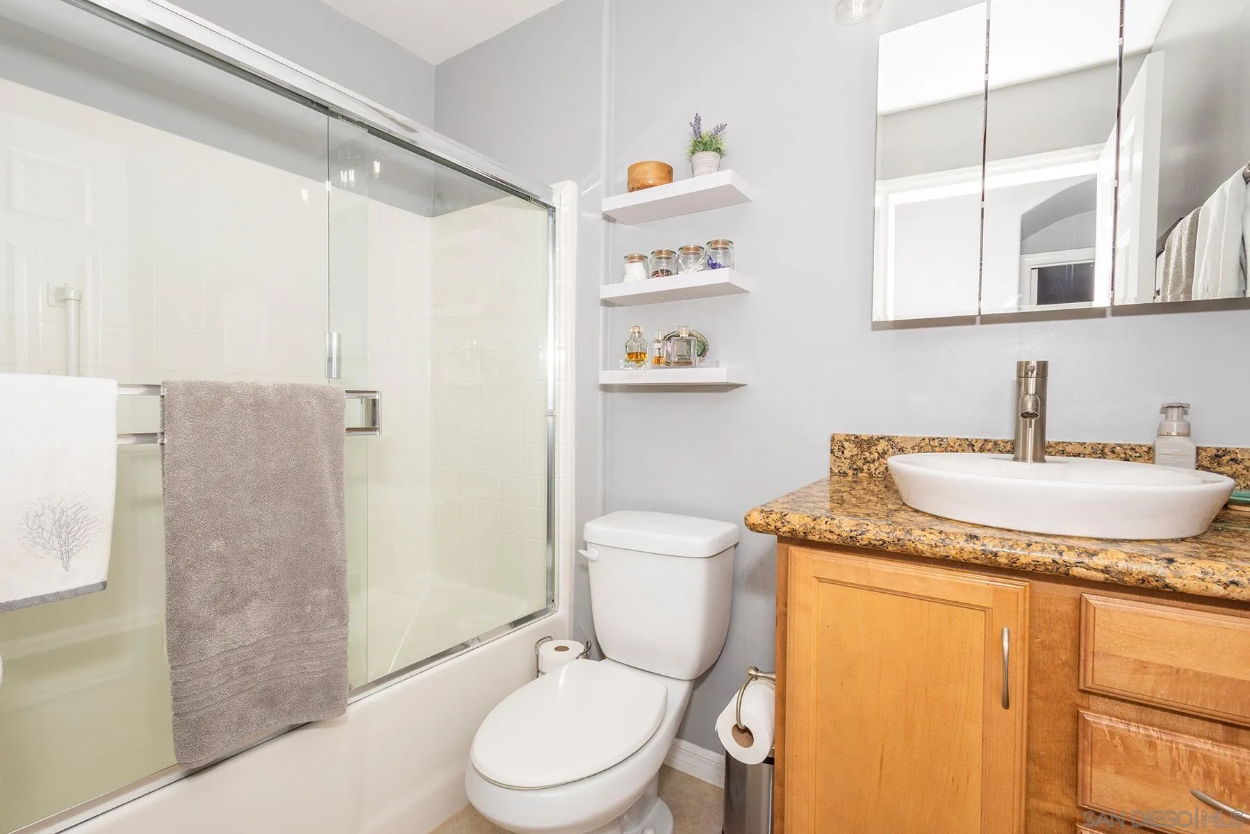 https://cdn.realtyfeed.com/cdn/127/260013346/7b651f62f773084ca49e37d6c4d2fcbe.webp