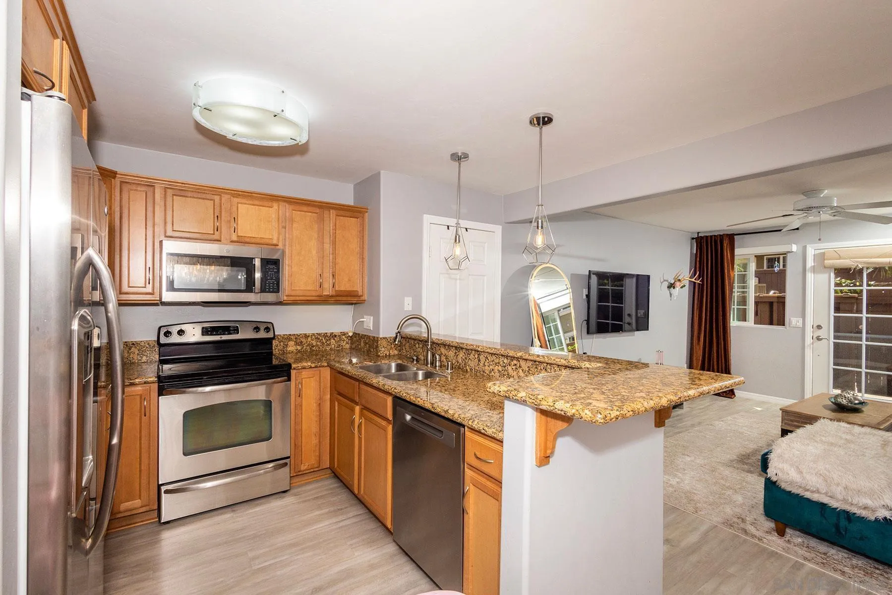 https://cdn.realtyfeed.com/cdn/127/260013346/94254a52177771bc94e50540cff44fda.webp