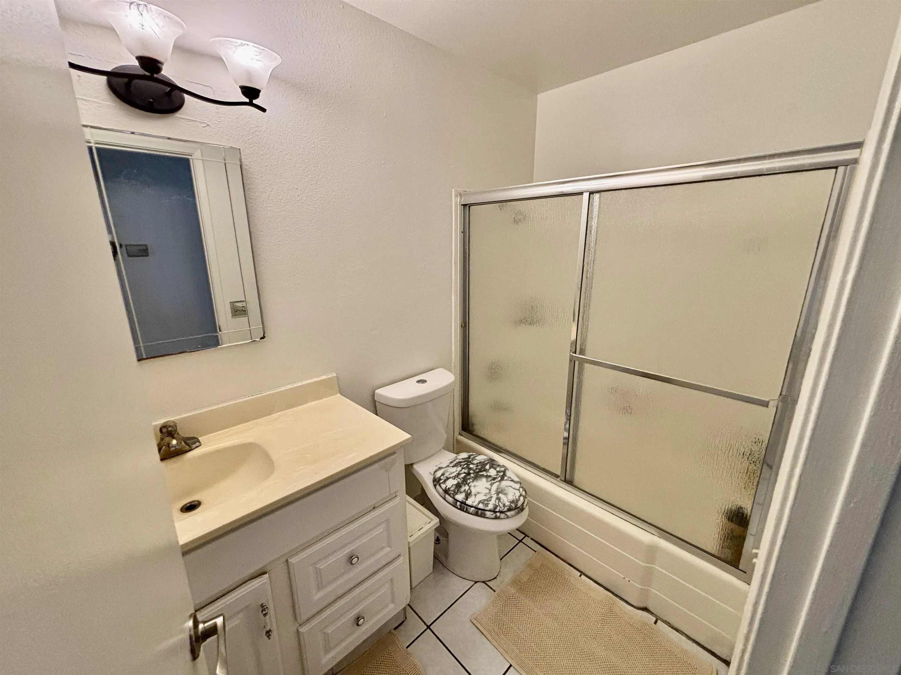 https://cdn.realtyfeed.com/cdn/127/260013350/74fc930fe7a37865f89641cb17438313.webp