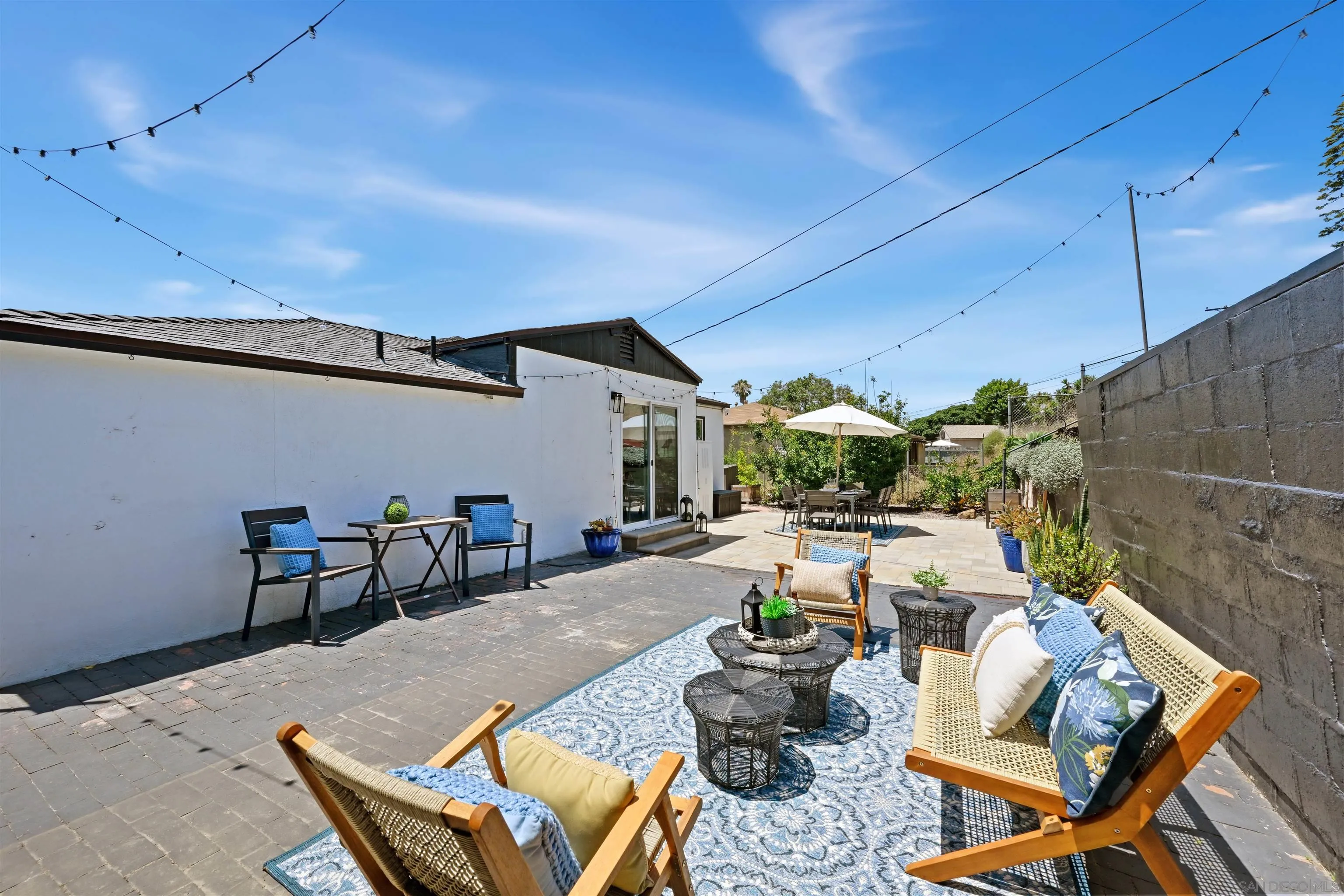 https://cdn.realtyfeed.com/cdn/127/260013351/5af5e148e475b2ed09102b72b41f8c3f.webp
