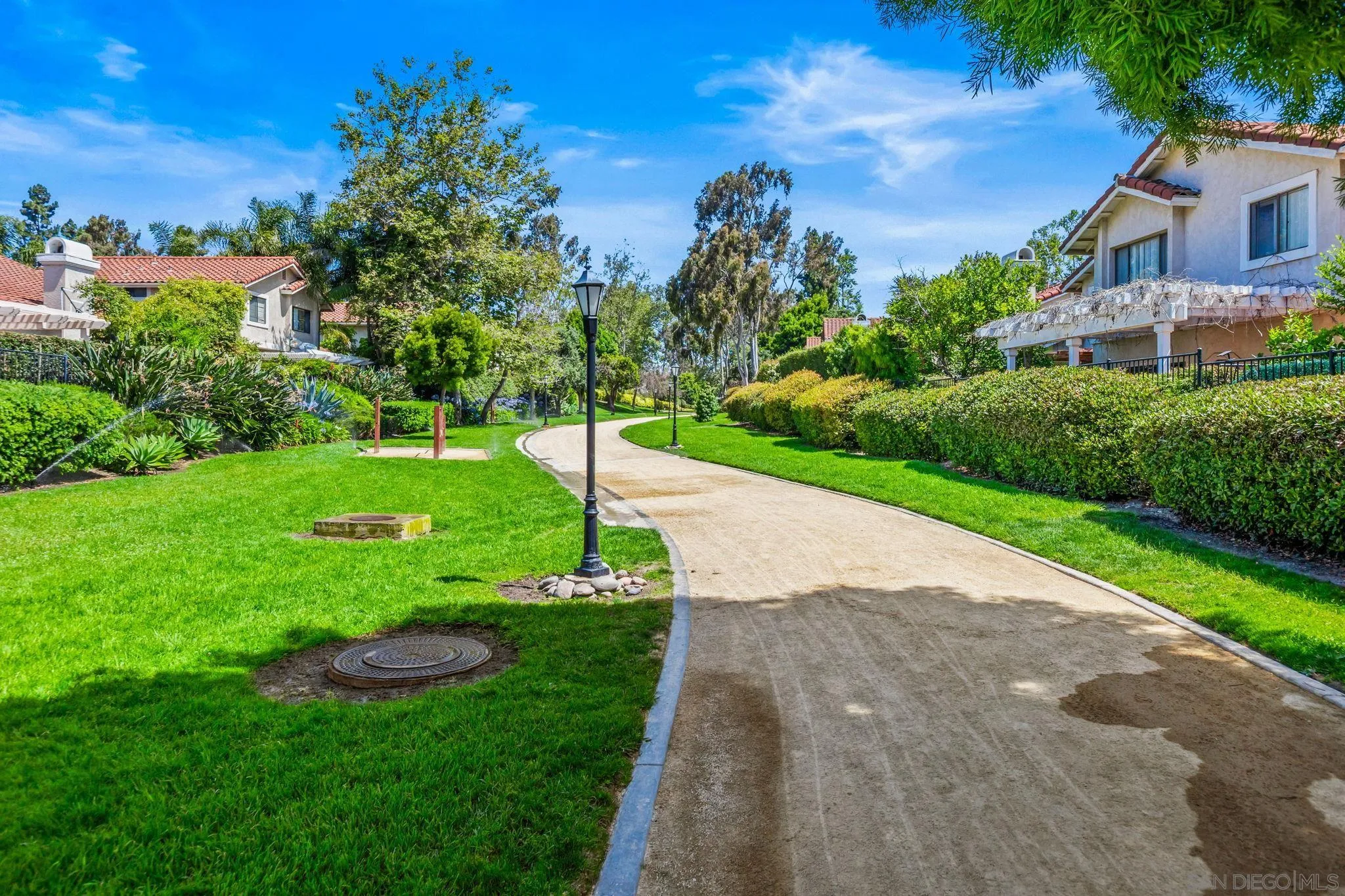 https://cdn.realtyfeed.com/cdn/127/260013354/2b02a7316d5eaaeb68c498c3d2c80538.webp