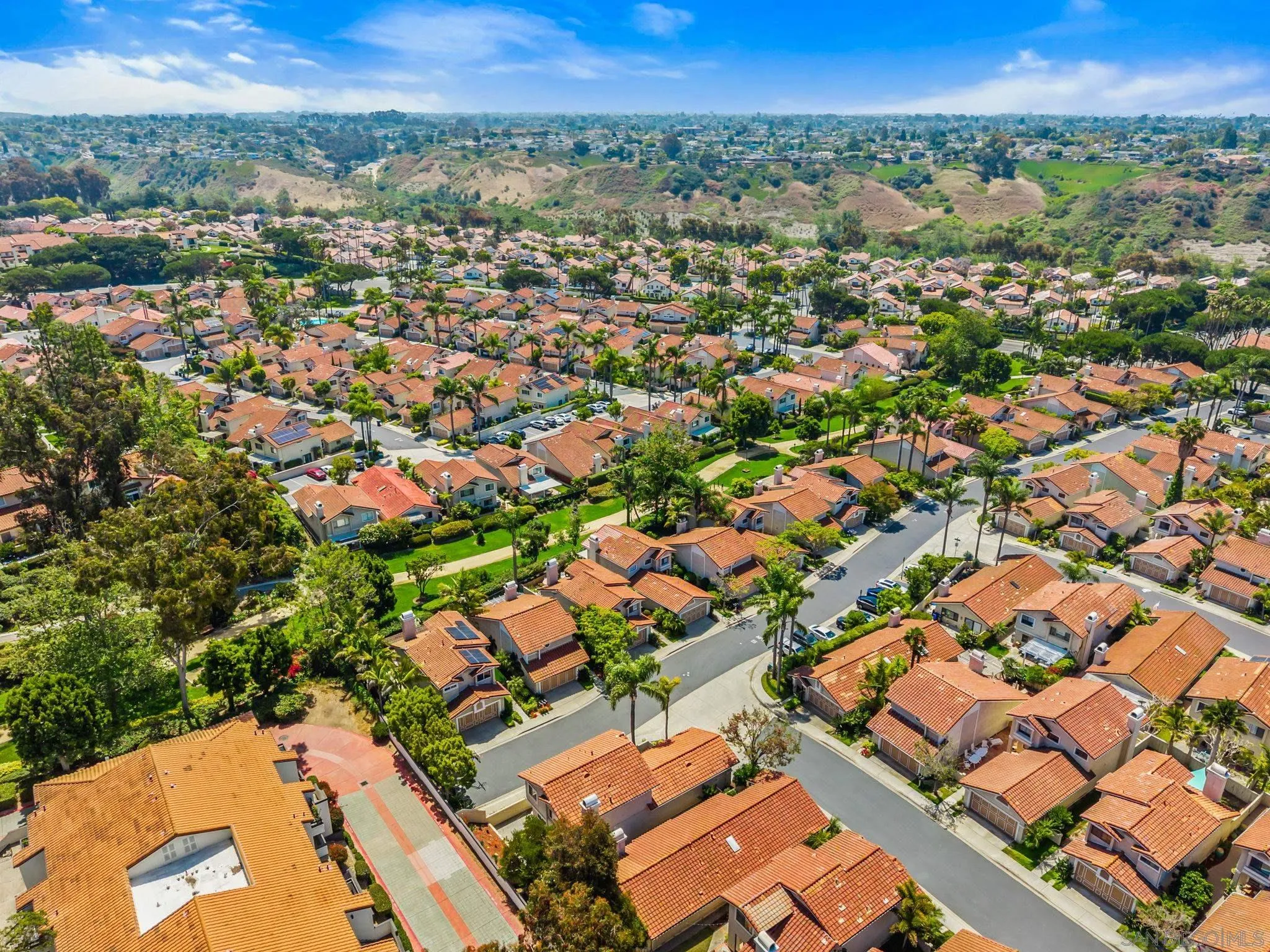 https://cdn.realtyfeed.com/cdn/127/260013354/e5b29594c789436b579081ee9acada97.webp