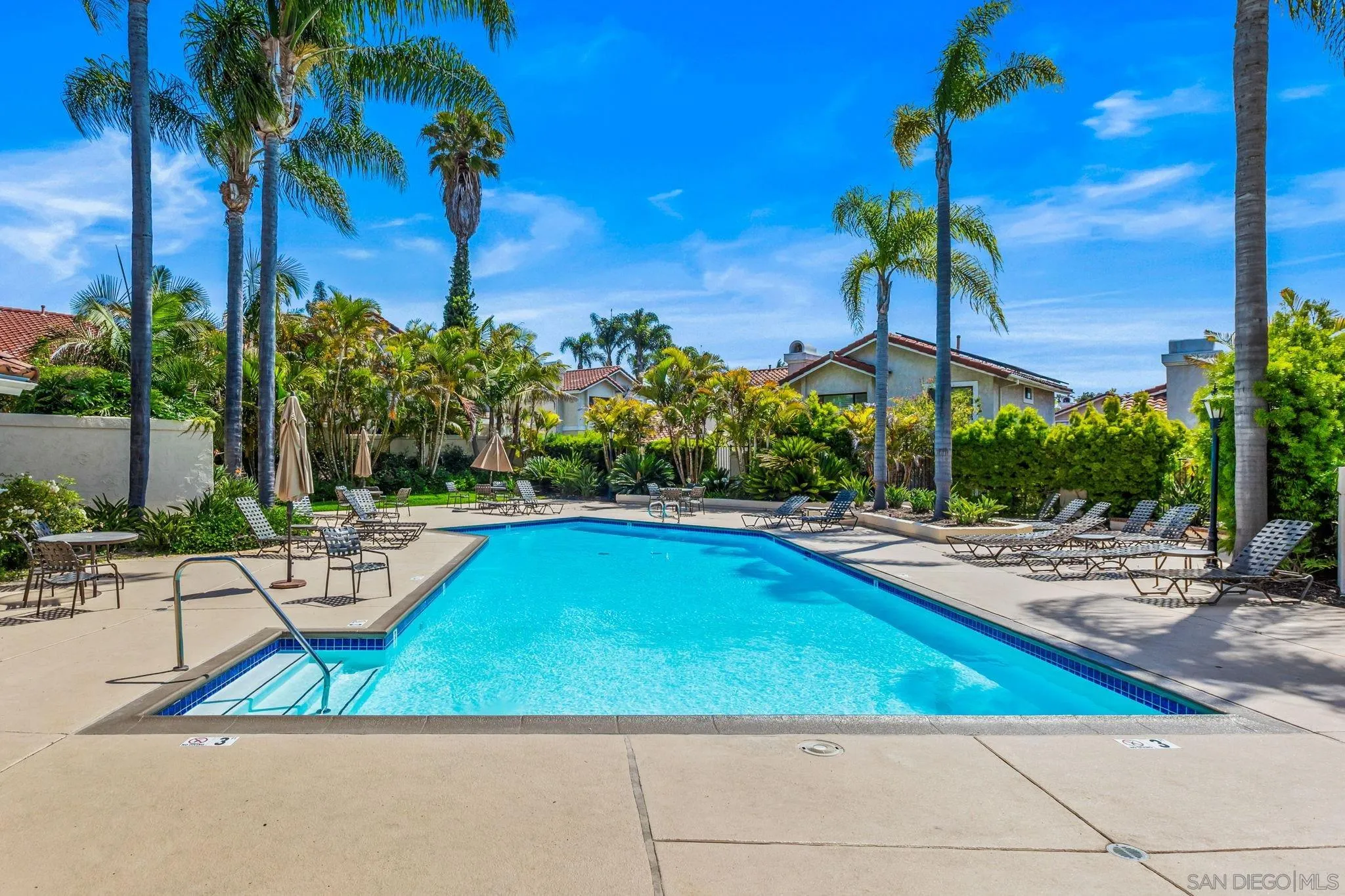 https://cdn.realtyfeed.com/cdn/127/260013354/ea9f4aaefc806b294023a85039f1d42f.webp