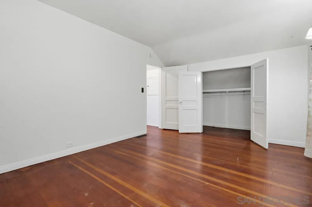 https://cdn.realtyfeed.com/cdn/127/260013355/44310d74339f903812e2192d5ce8c7ff.webp