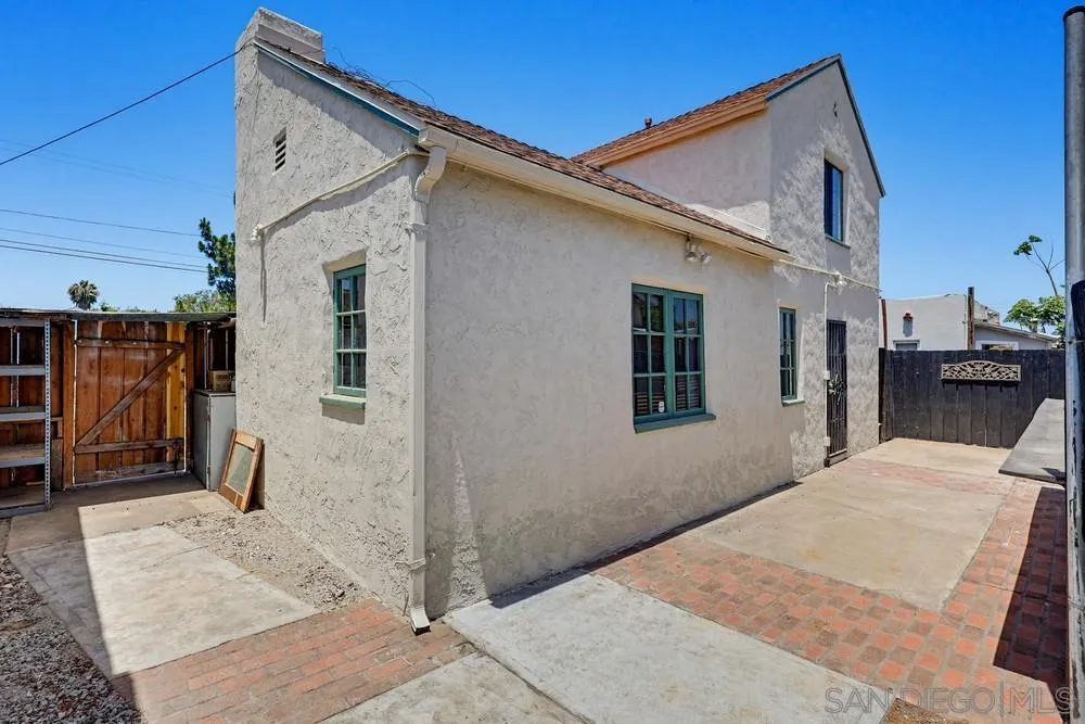 https://cdn.realtyfeed.com/cdn/127/260013355/d157461ed8d58d47ab7e2f46dcab8891.webp