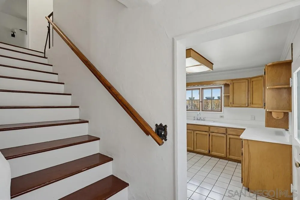 https://cdn.realtyfeed.com/cdn/127/260013355/d18c29e7937ab68e4875f200559724e6.webp