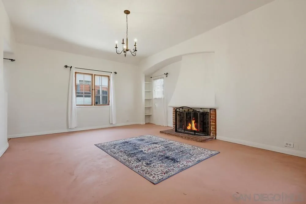 https://cdn.realtyfeed.com/cdn/127/260013355/fceb6bbc3887e1b5bb6dca9da74b05f7.webp