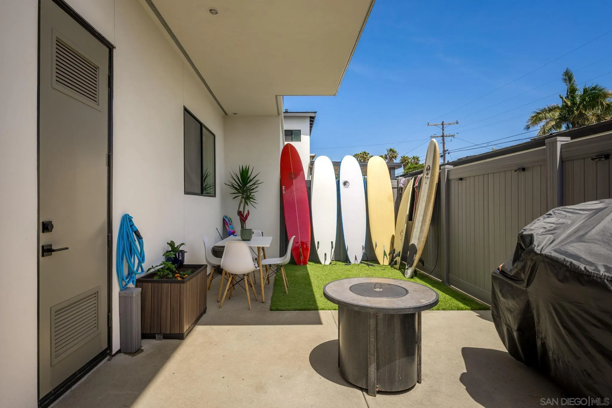 https://cdn.realtyfeed.com/cdn/127/260013367/852e4373ecfc377360acc430c9accd4b.webp