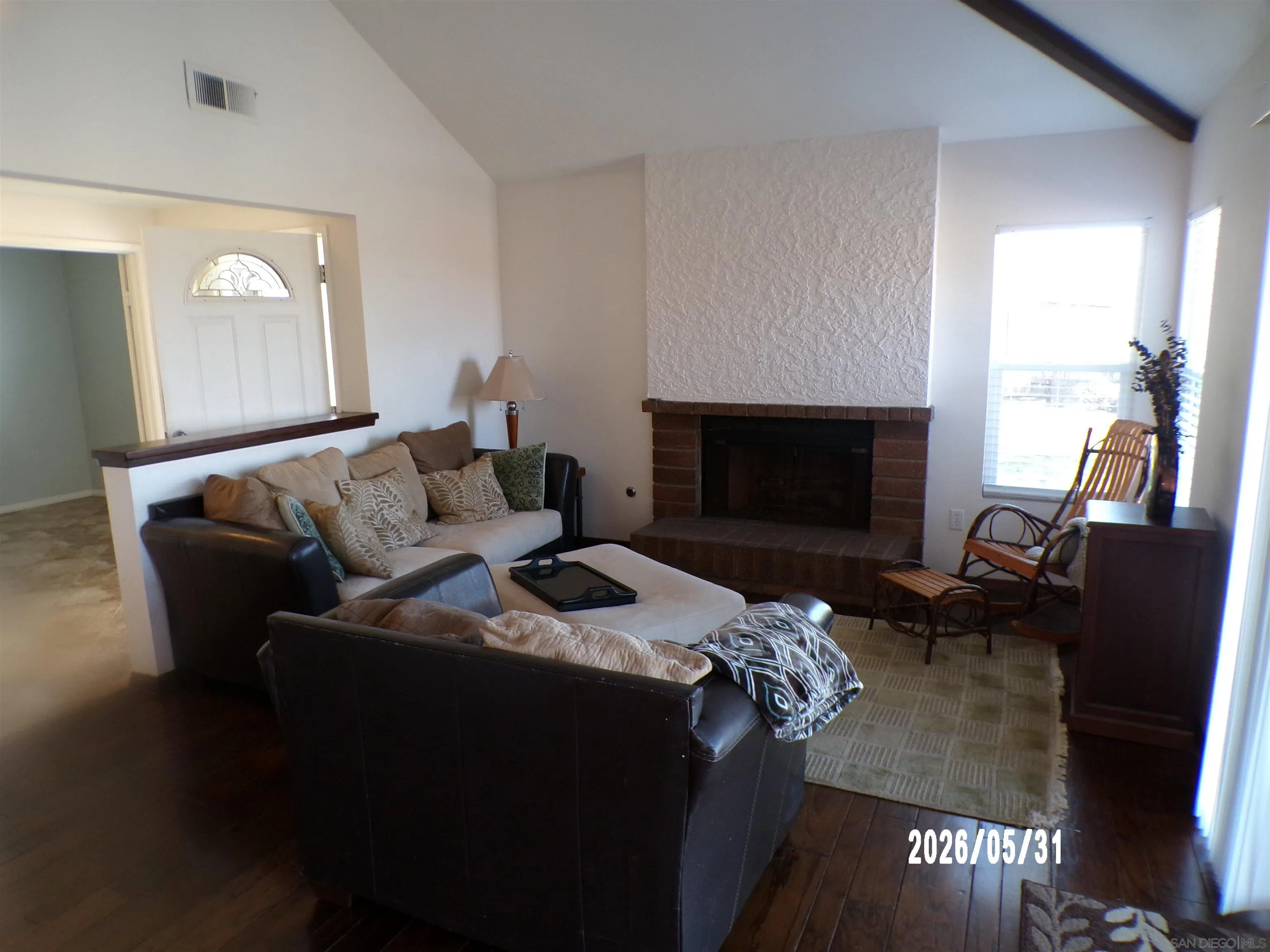https://cdn.realtyfeed.com/cdn/127/260013369/71fe26adb2006c6d8eac23266da1e6e8.webp