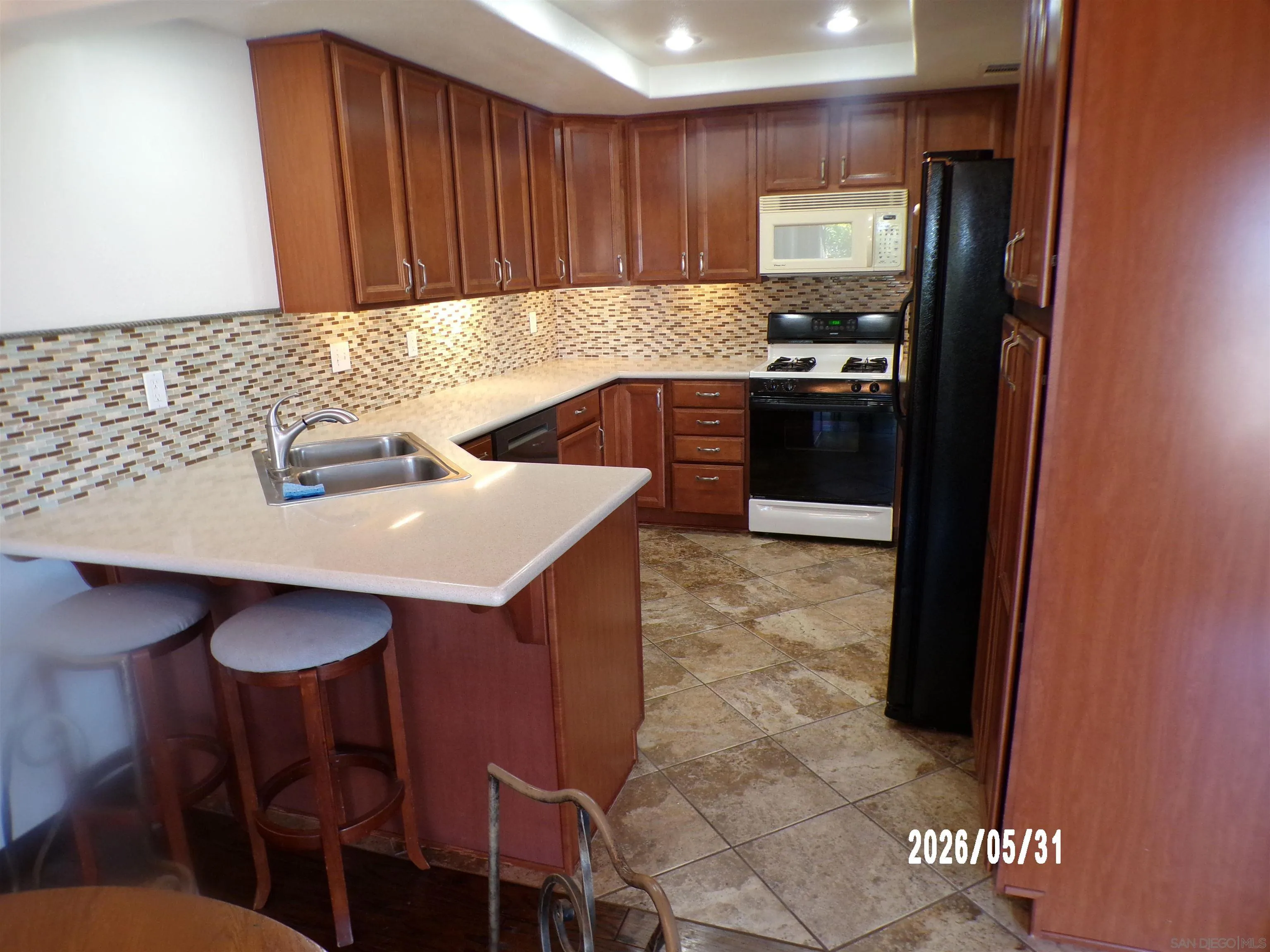 https://cdn.realtyfeed.com/cdn/127/260013369/820ec3440fb8d2b267ac4671b8d7fb82.webp