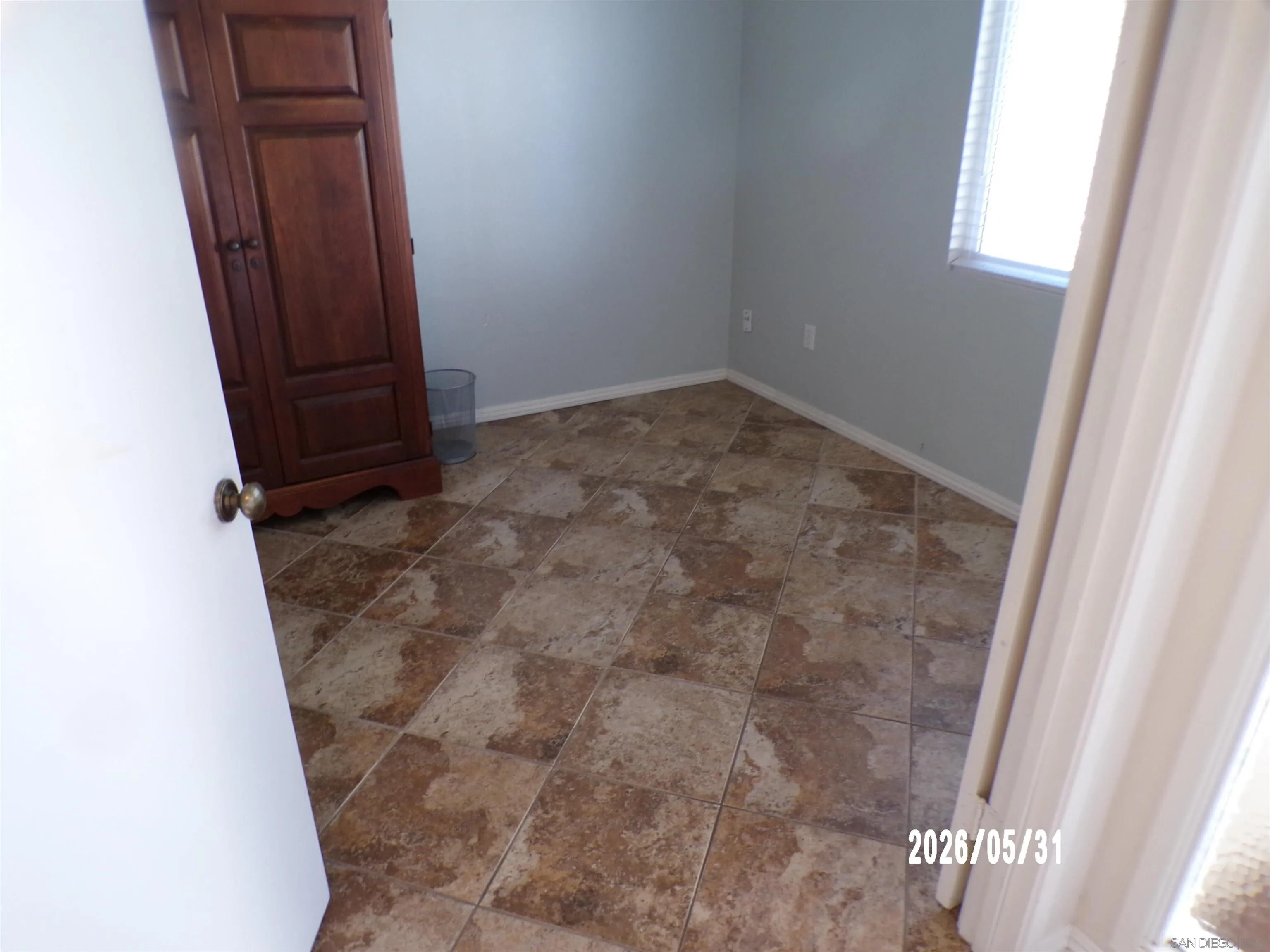 https://cdn.realtyfeed.com/cdn/127/260013369/e9fd7e51b49aad6a512b5e7878a29d16.webp