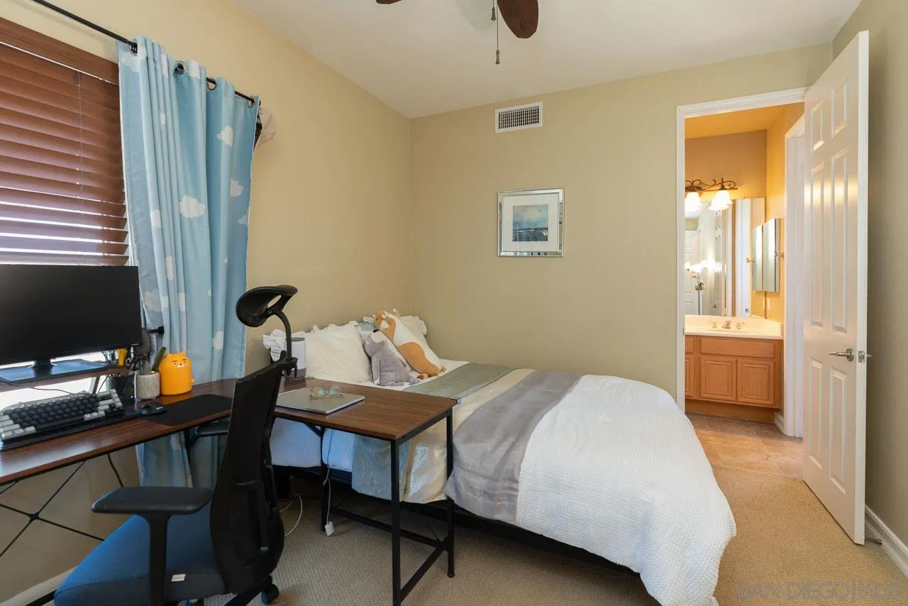 https://cdn.realtyfeed.com/cdn/127/260013375/680547231ae29a6a36f773e1ae51229c.webp