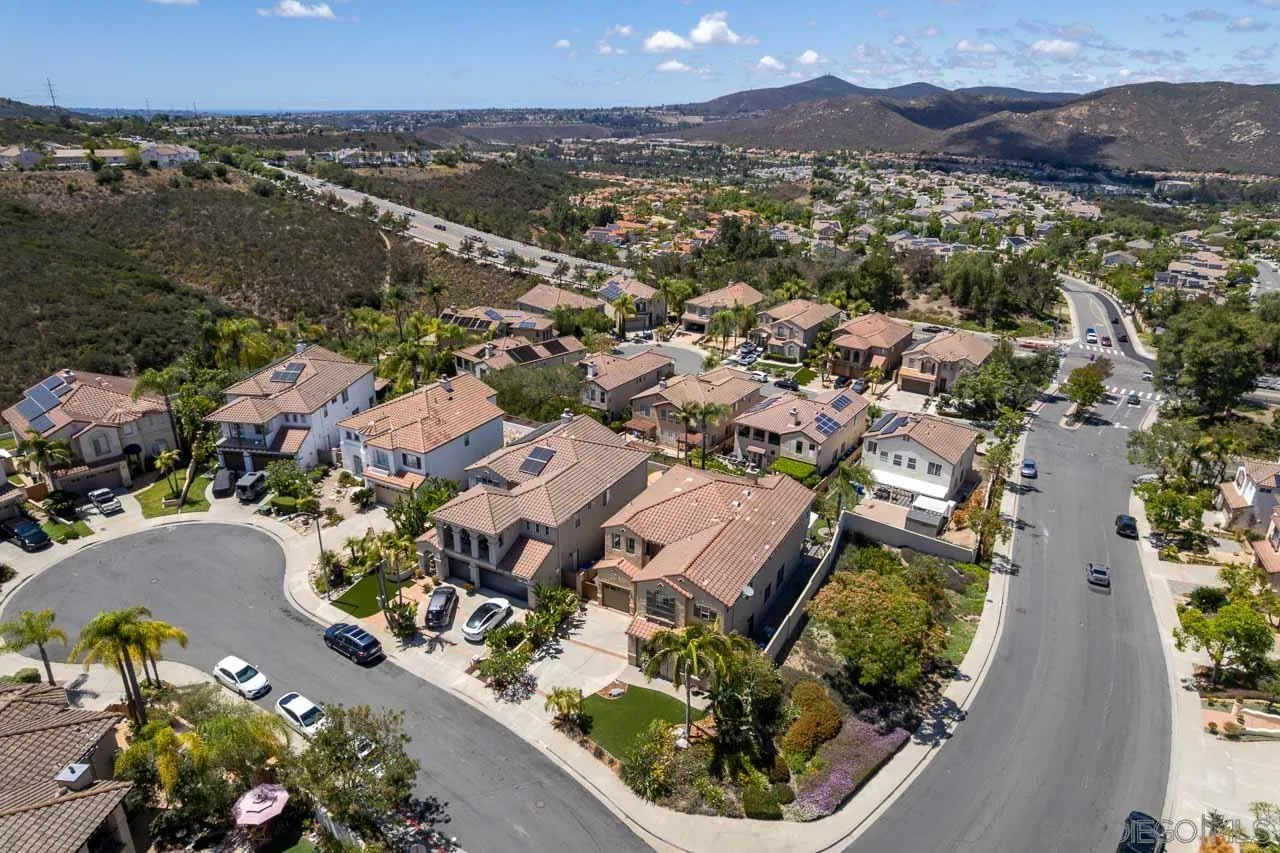 https://cdn.realtyfeed.com/cdn/127/260013375/7069e986ce881b666fab99e5dcd18619.webp