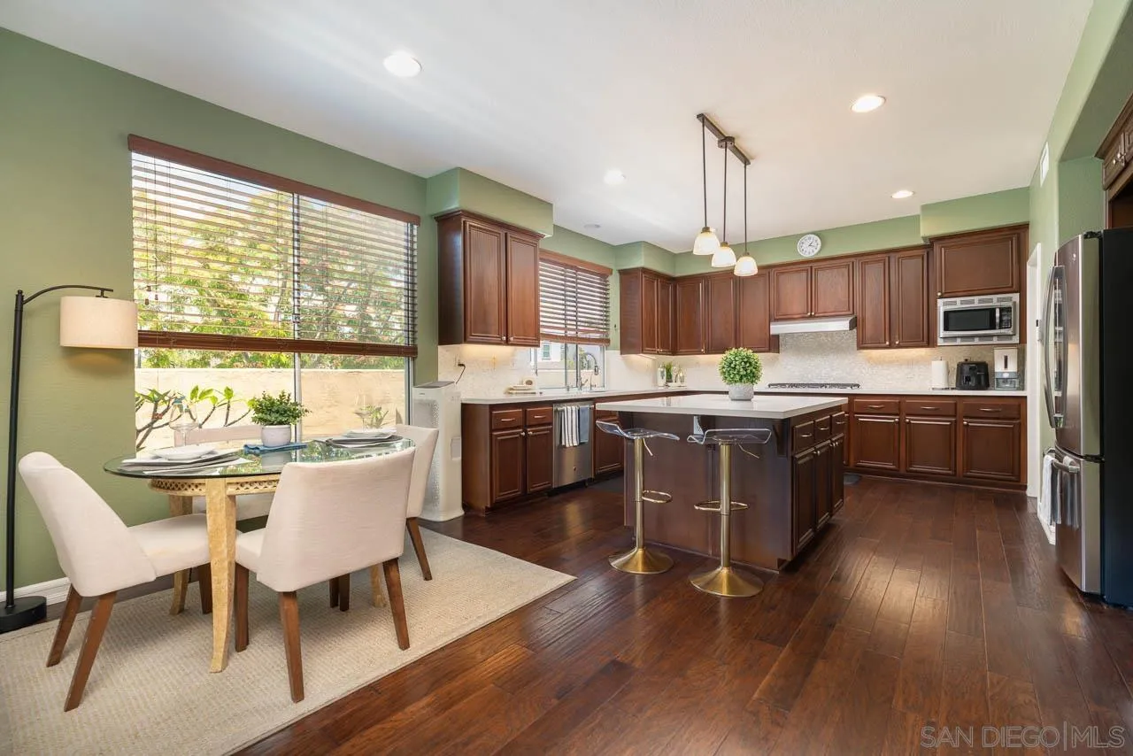 https://cdn.realtyfeed.com/cdn/127/260013375/8bd342a3bc9c766b444d3b7e8d6e8497.webp