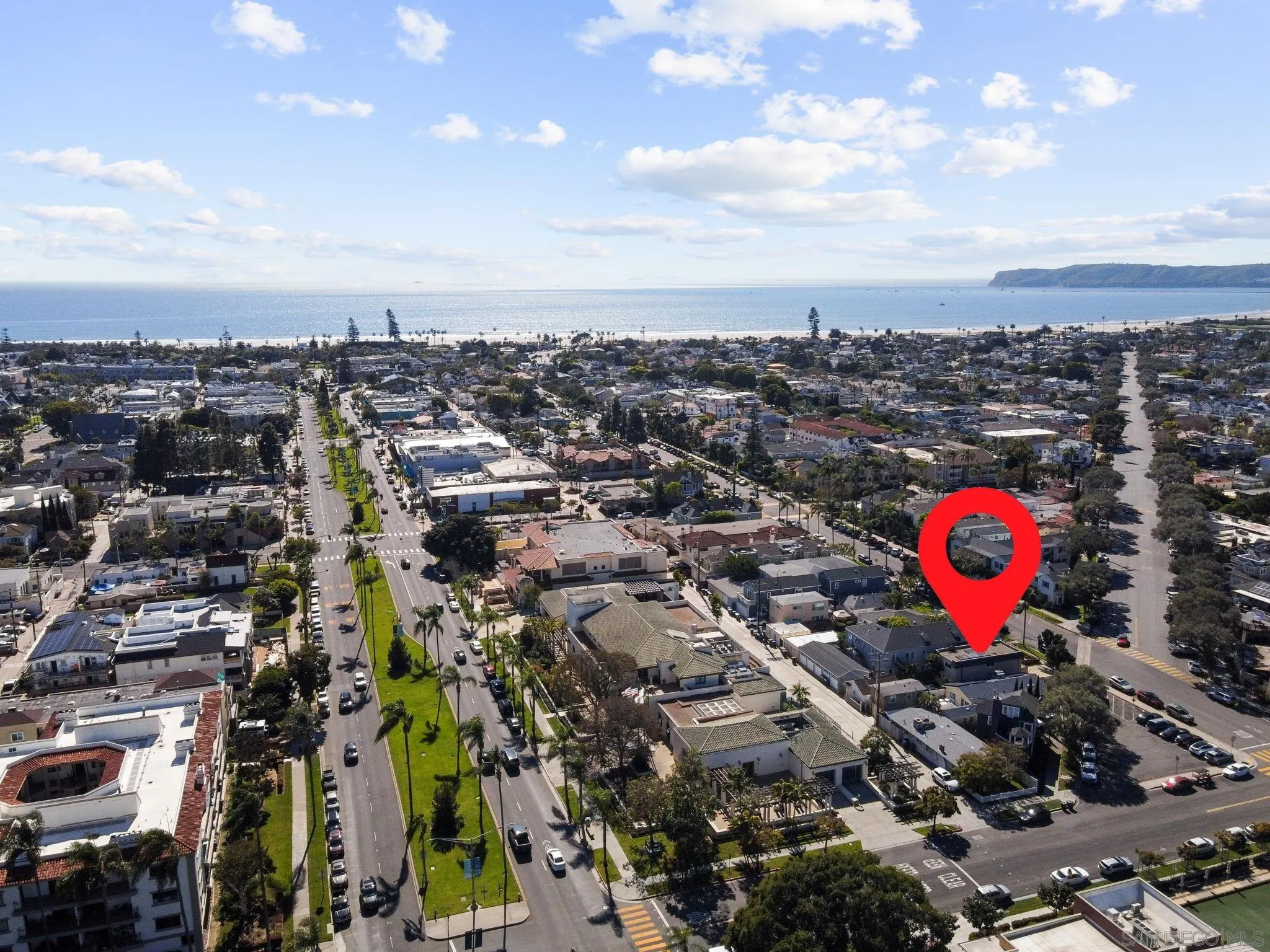 https://cdn.realtyfeed.com/cdn/127/260013379/3c7e40e12e8f3857dc40860f127b2958.webp