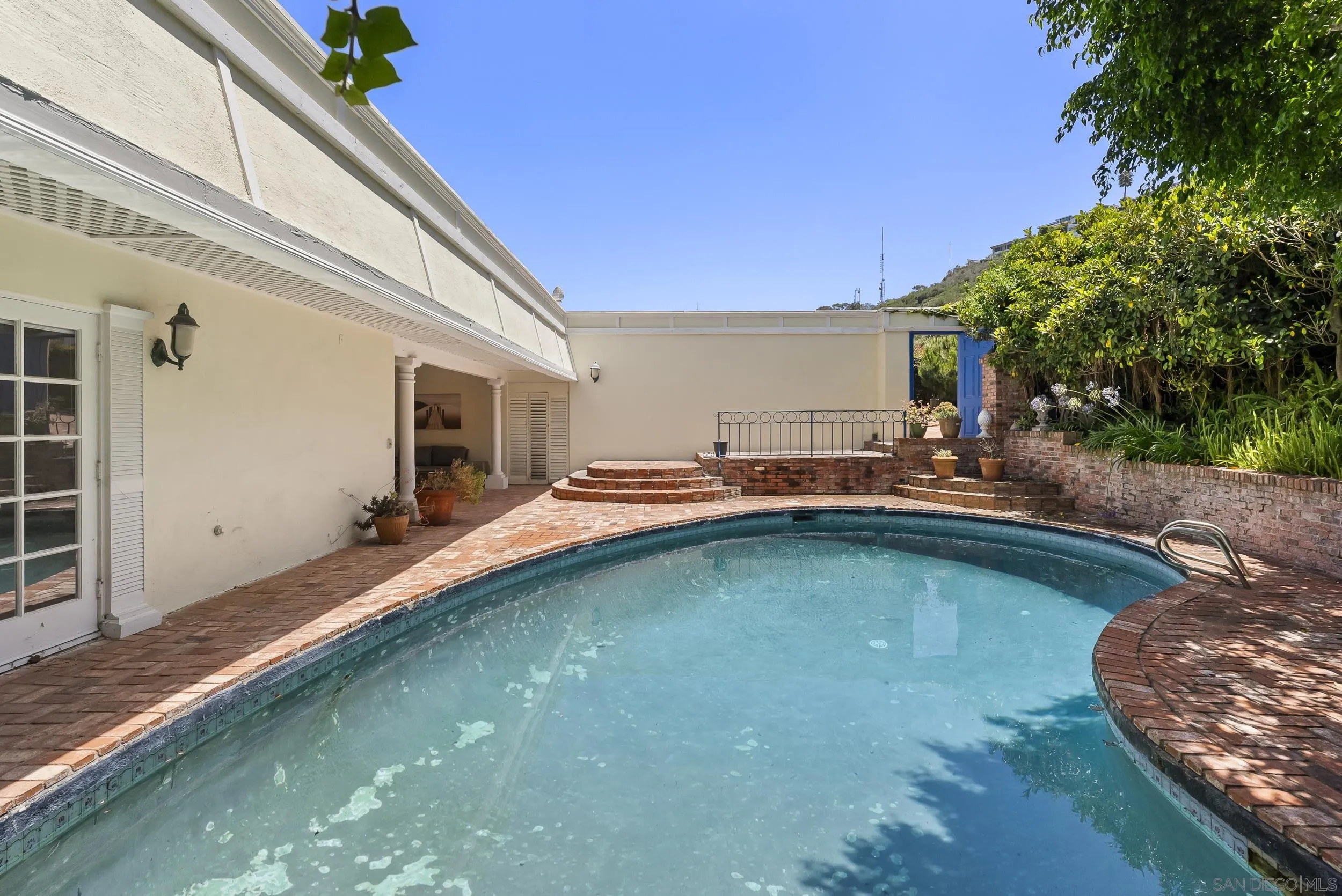 https://cdn.realtyfeed.com/cdn/127/260013386/066f6c42a3fa27b0500a2ffdee2007ab.webp