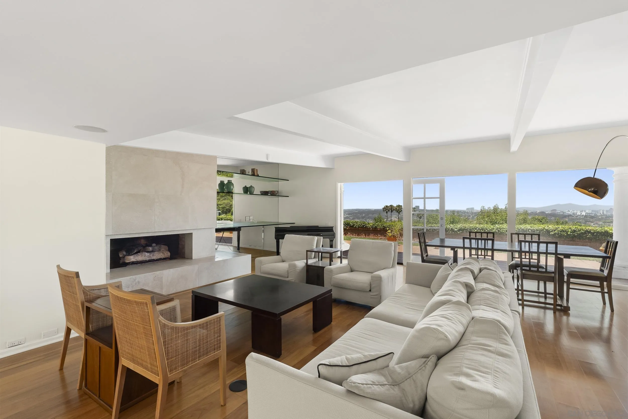 https://cdn.realtyfeed.com/cdn/127/260013386/396dd0c4dbd8da87fc117e73a89469c3.webp