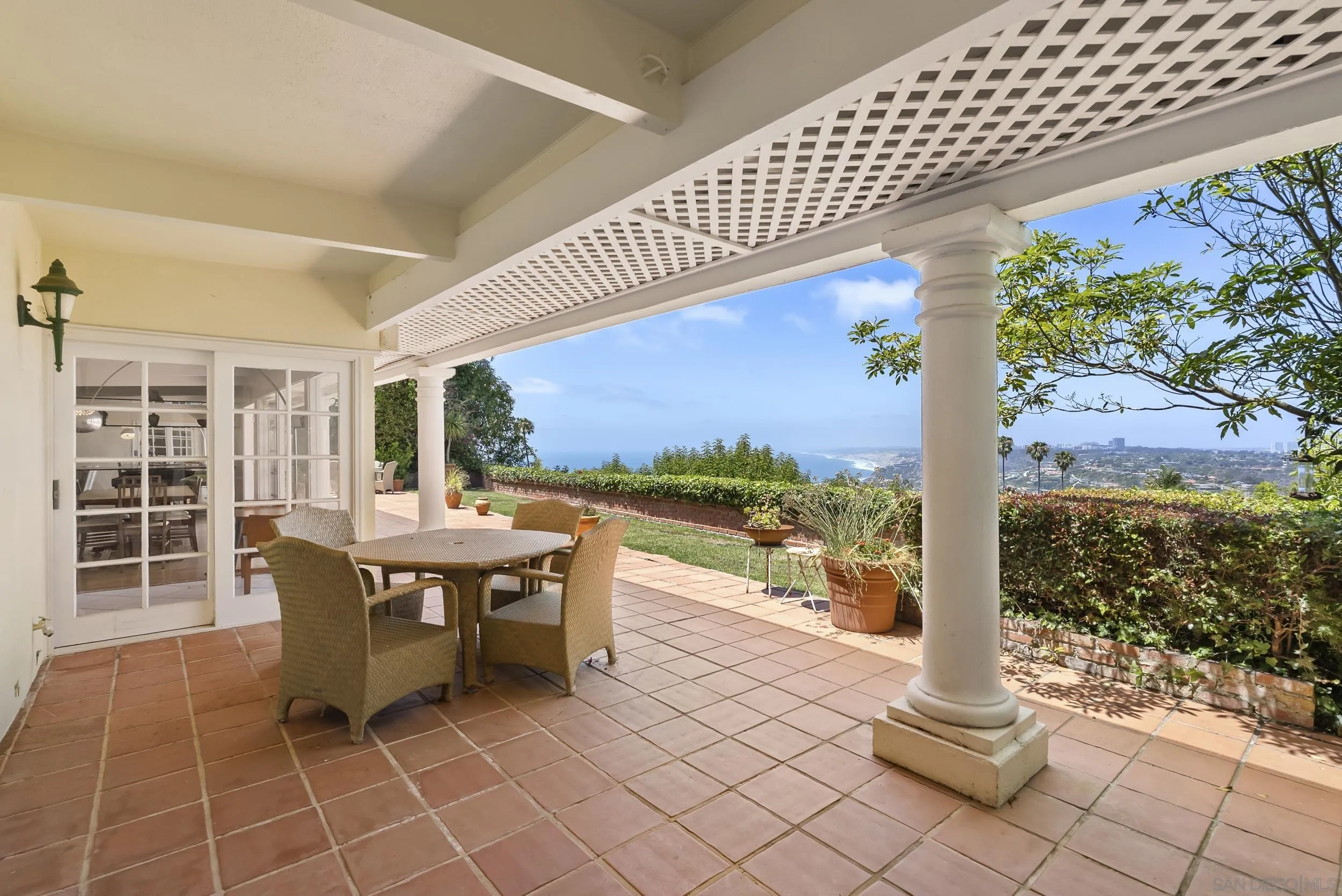 https://cdn.realtyfeed.com/cdn/127/260013386/519d972ec397f7caf2bf7a211e958e8e.webp