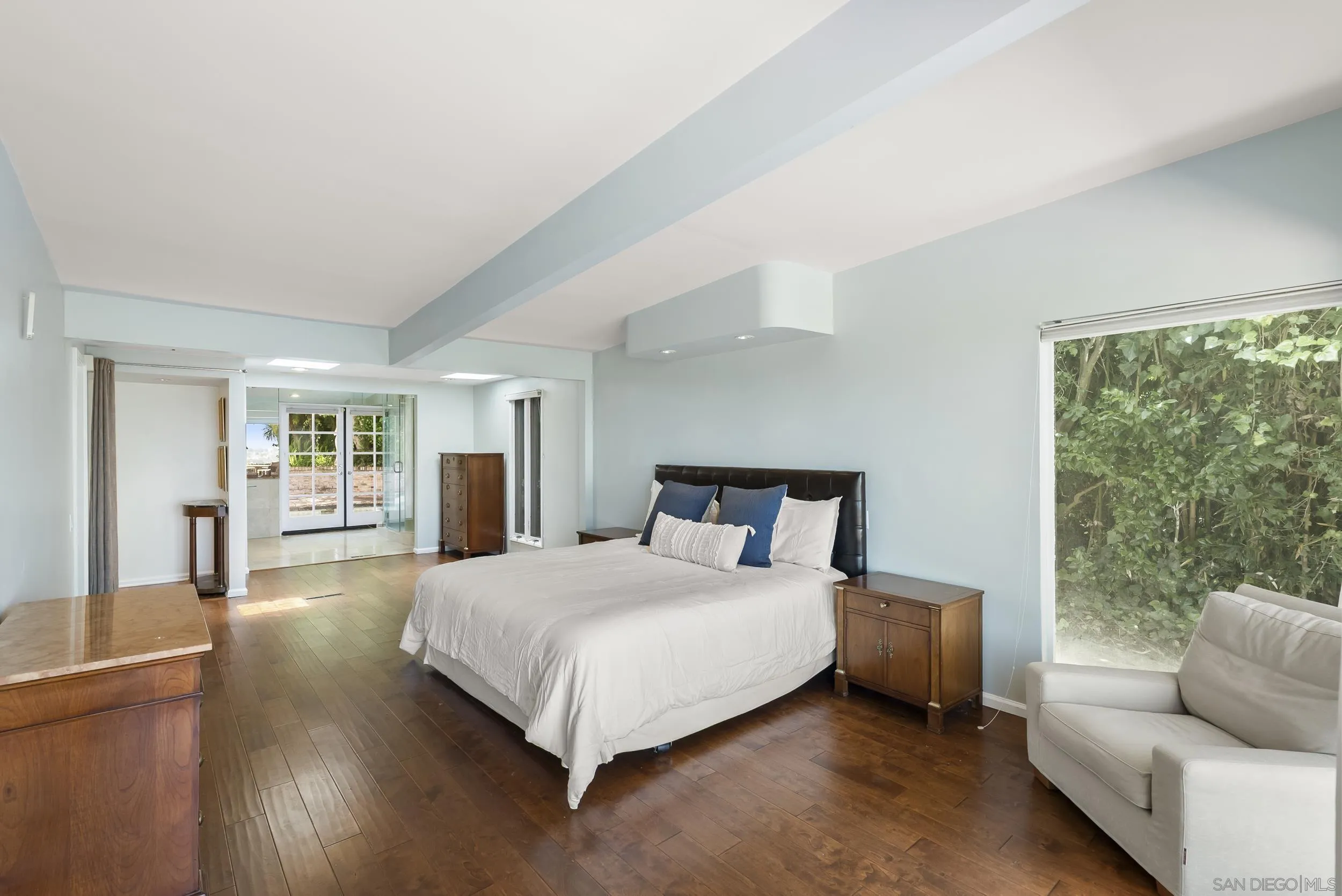 https://cdn.realtyfeed.com/cdn/127/260013386/d4dea100c5ddc62090931ef989bd2b1c.webp
