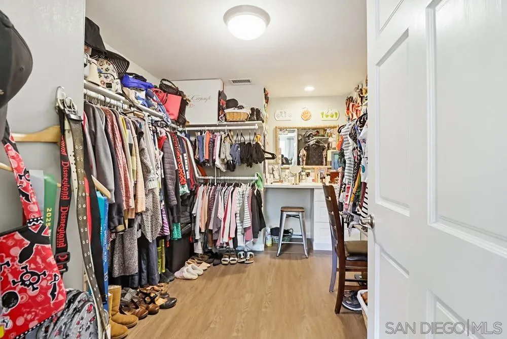 https://cdn.realtyfeed.com/cdn/127/260013397/44ce3cea7bed9922224ed91a70afe514.webp