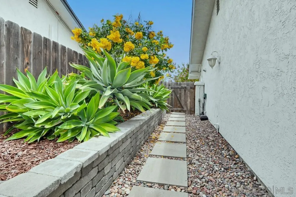 https://cdn.realtyfeed.com/cdn/127/260013397/da2d1b221c0332451f0a220ad03b26bc.webp