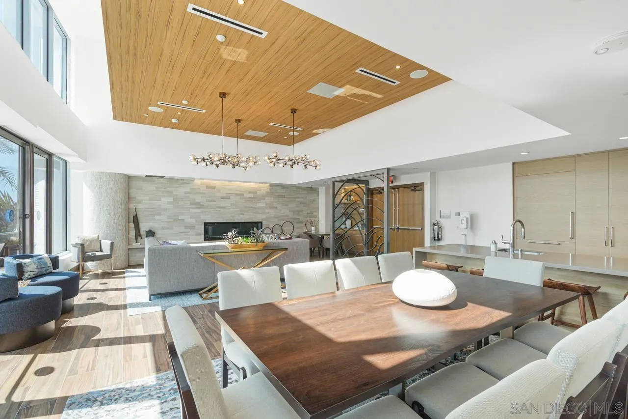 https://cdn.realtyfeed.com/cdn/127/2600134/15af34af83236e46441958cf0e5f51fc.webp