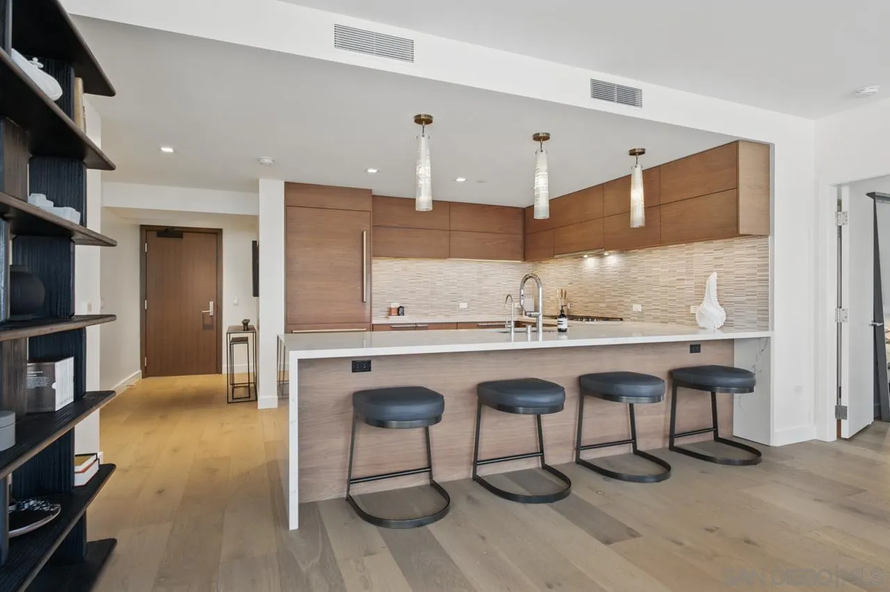 https://cdn.realtyfeed.com/cdn/127/2600134/c600cb8e6d434a742525942b5119fcba.webp