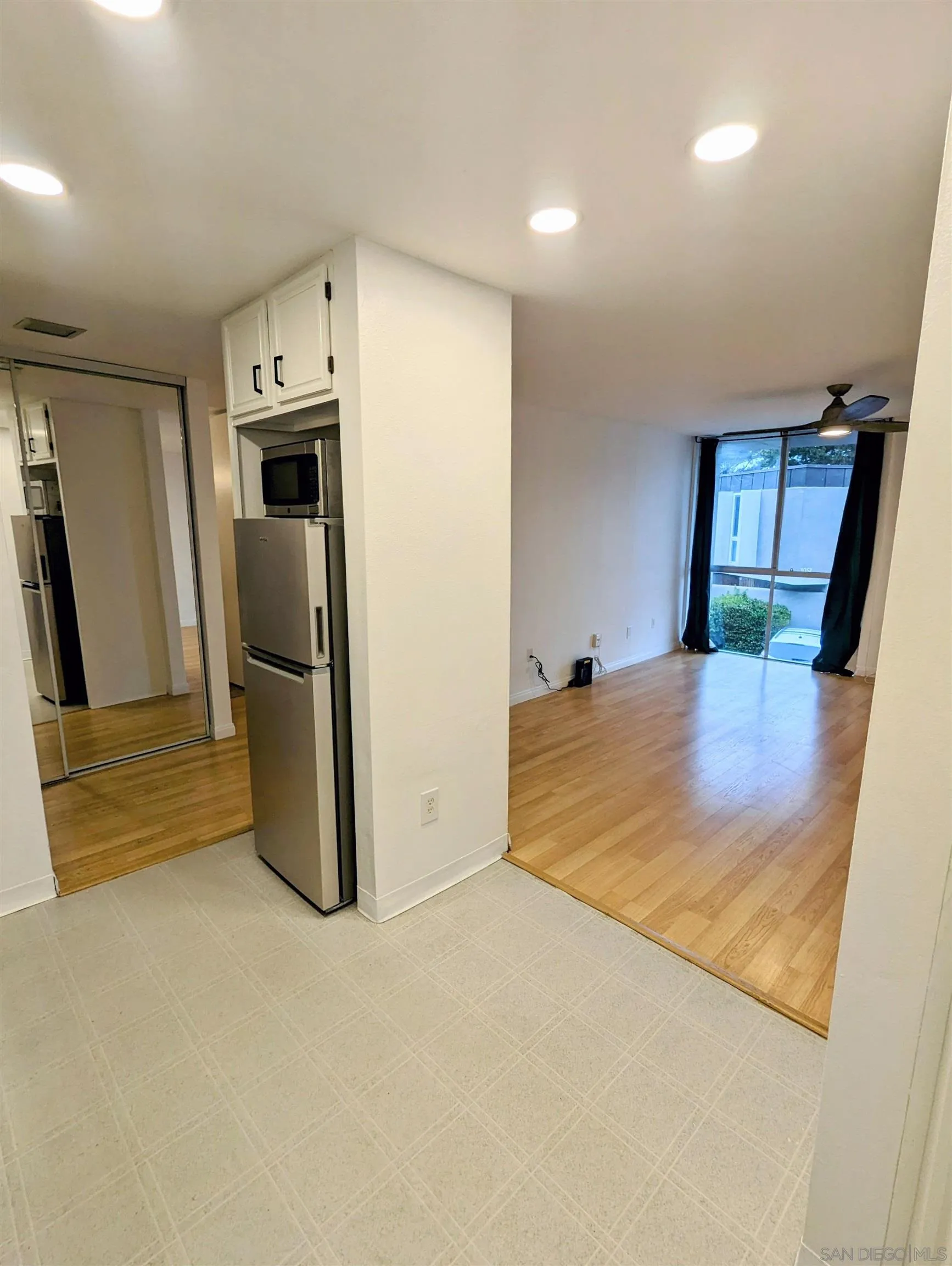 Photo #23: 260013400 Listing: Photo #23