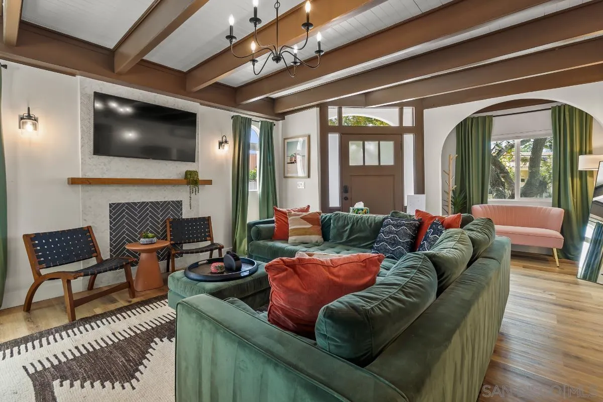 https://cdn.realtyfeed.com/cdn/127/260013401/4057e7dd8465c7fafb6e28b1fef1219c.webp