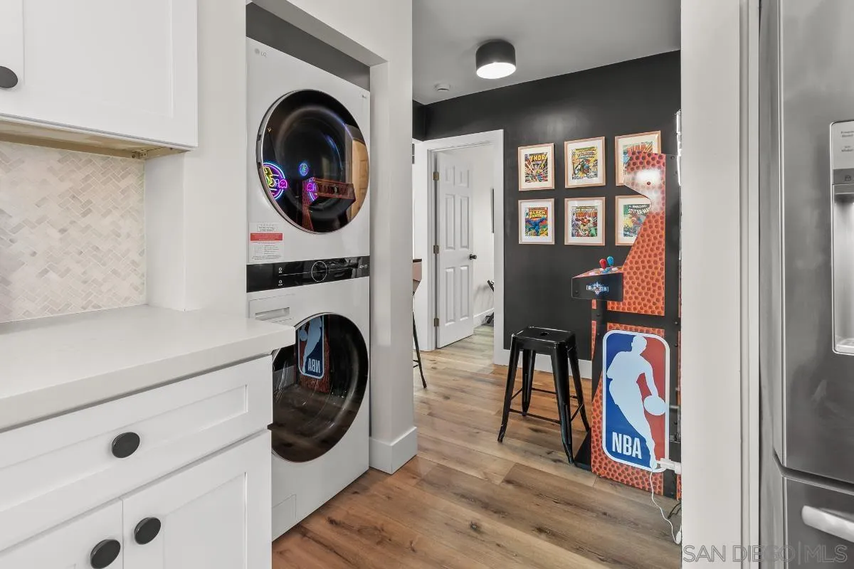 https://cdn.realtyfeed.com/cdn/127/260013401/ae54506e8bca7619c896bd59a0436930.webp