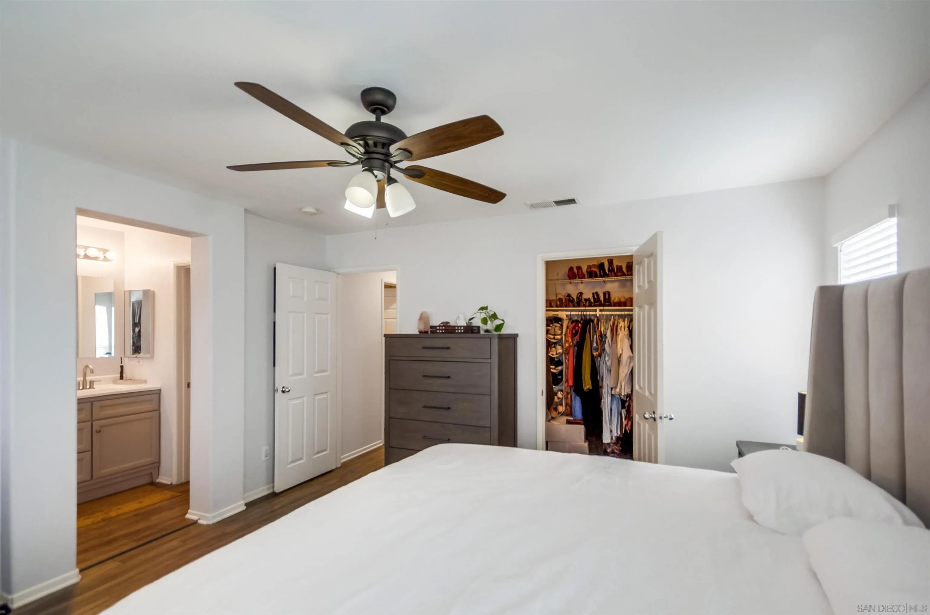 Photo #31: 260013413 Listing: Photo #31