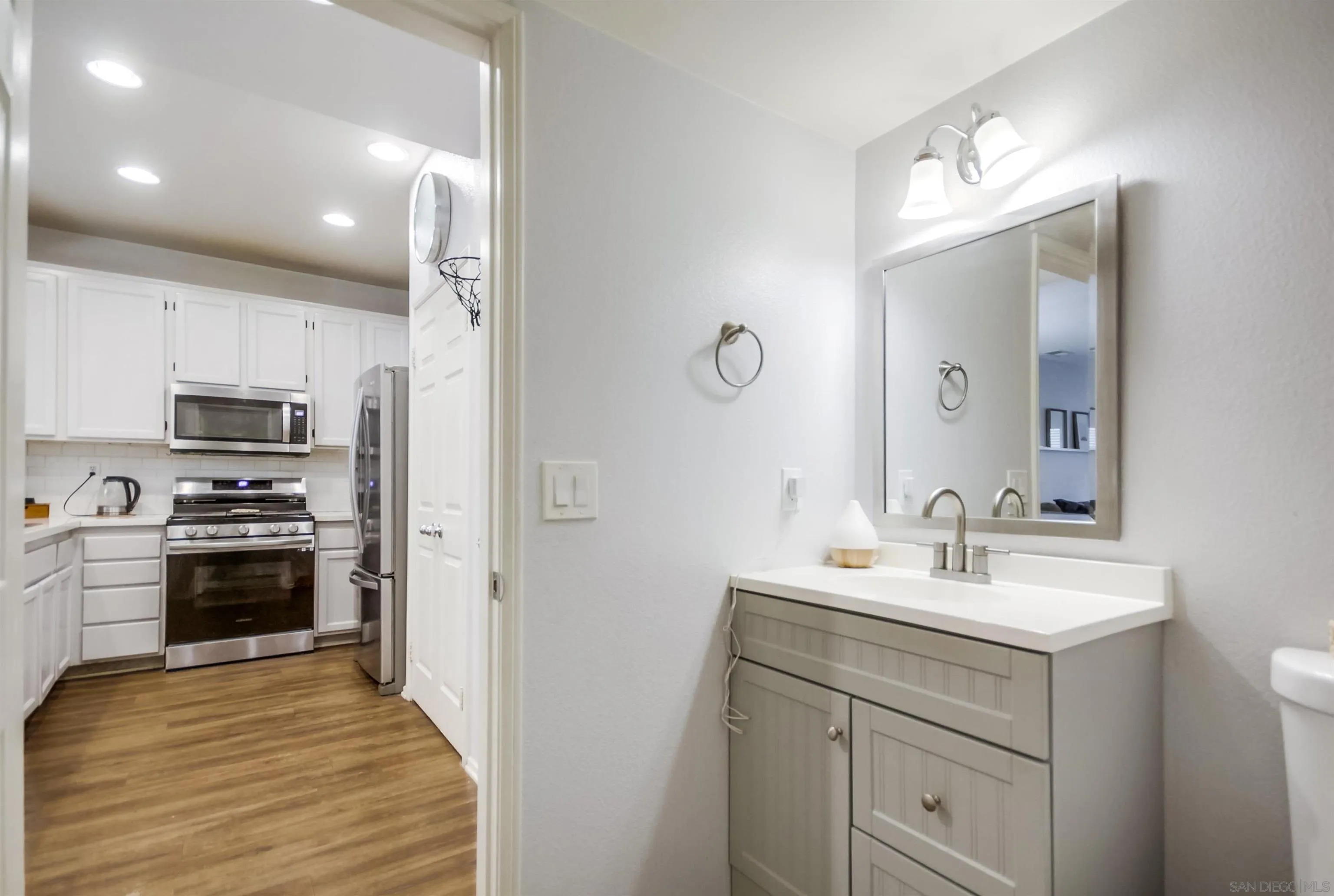 Photo #25: 260013413 Listing: Photo #25