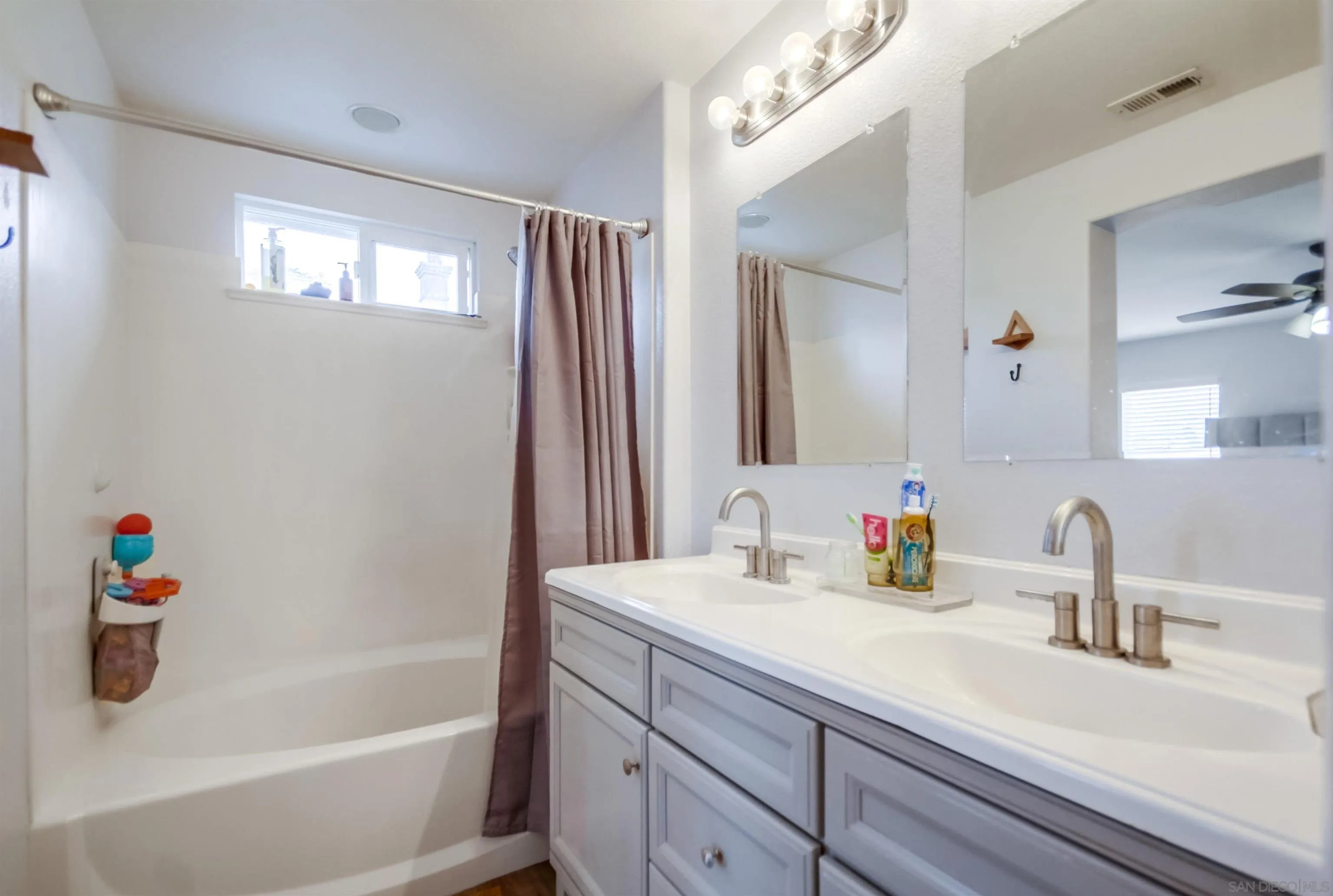 Photo #32: 260013413 Listing: Photo #32