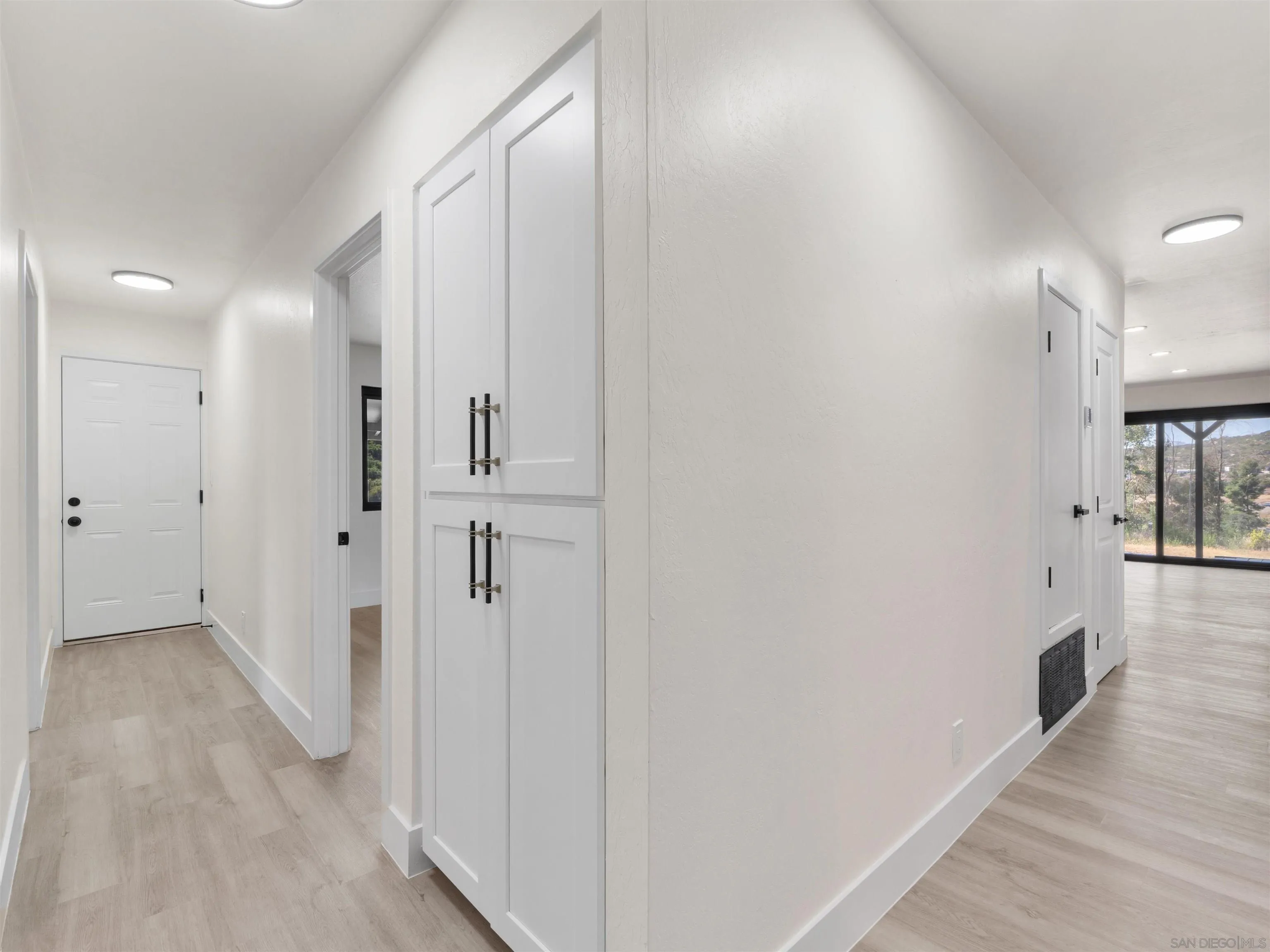 https://cdn.realtyfeed.com/cdn/127/260013417/243bbb1f2fd8c7247bb338ac39d5811f.webp
