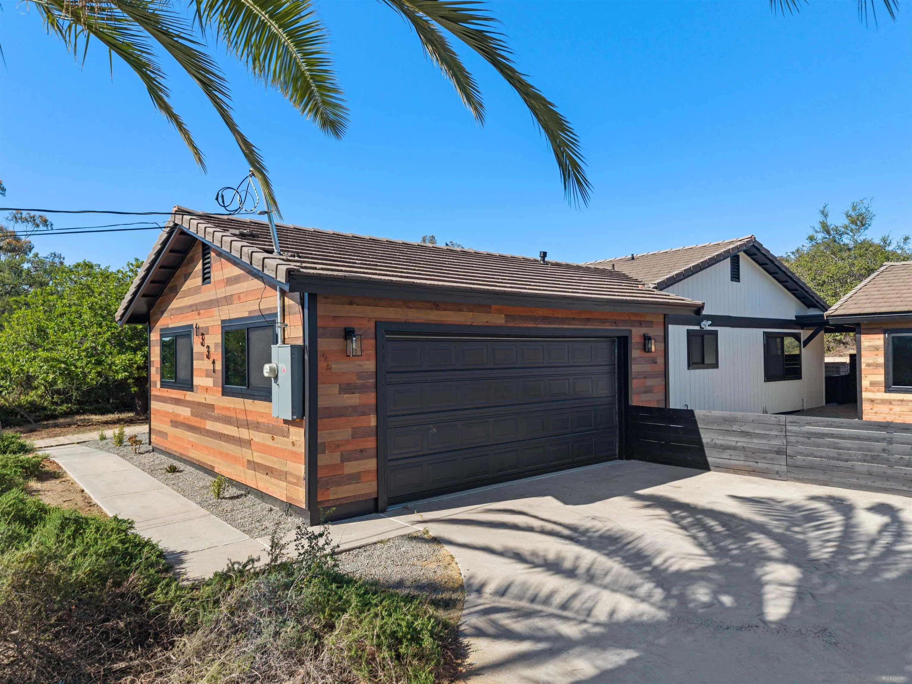 https://cdn.realtyfeed.com/cdn/127/260013417/2f6af81e1122d0ca678dbf408cfba5dd.webp