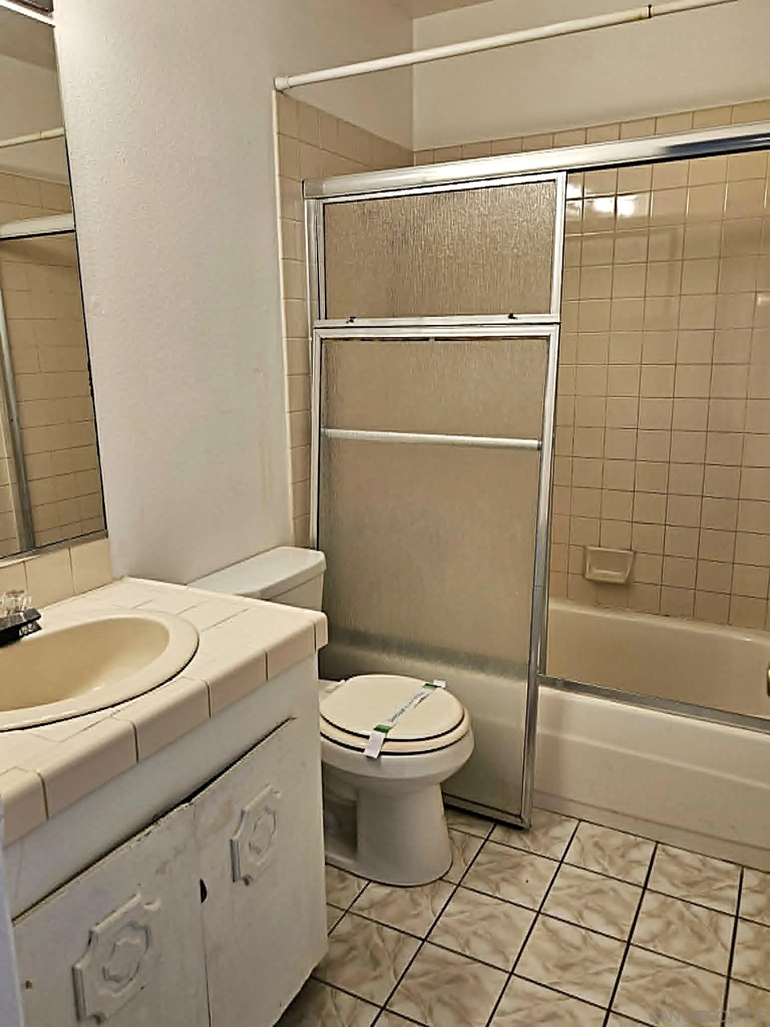 Photo #12: 260013419 Listing: Photo #12