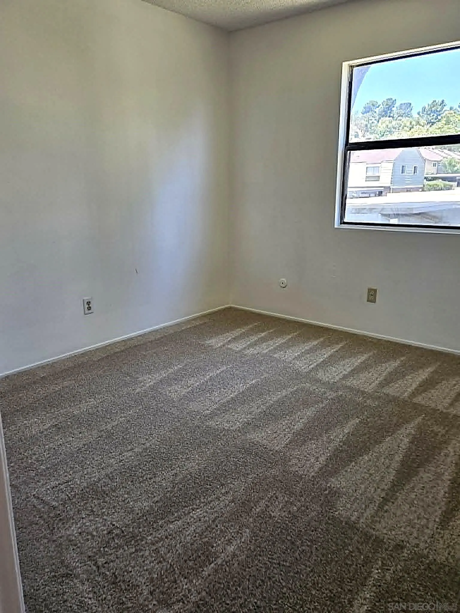 Photo #11: 260013419 Listing: Photo #11