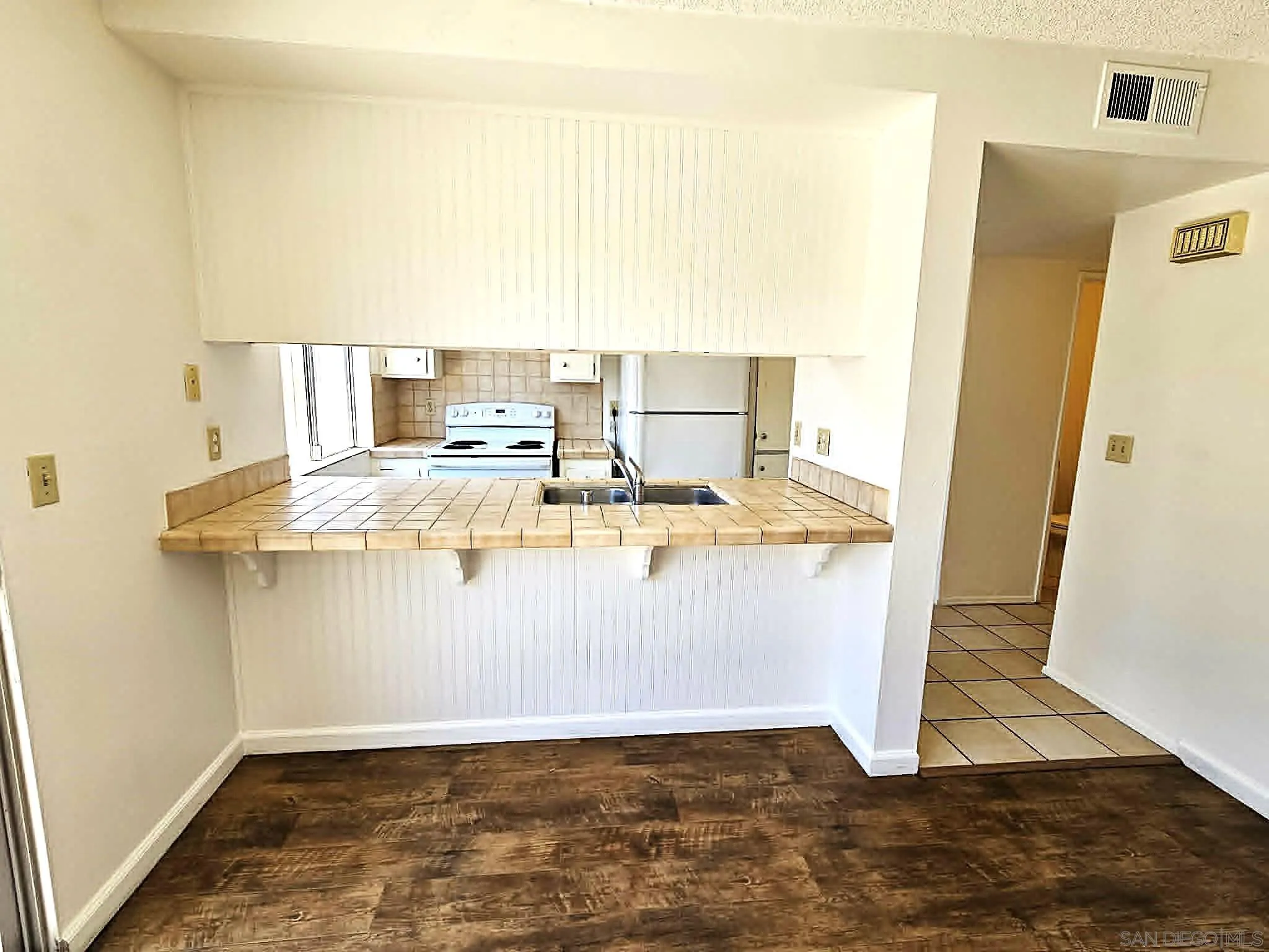 Photo #17: 260013419 Listing: Photo #17