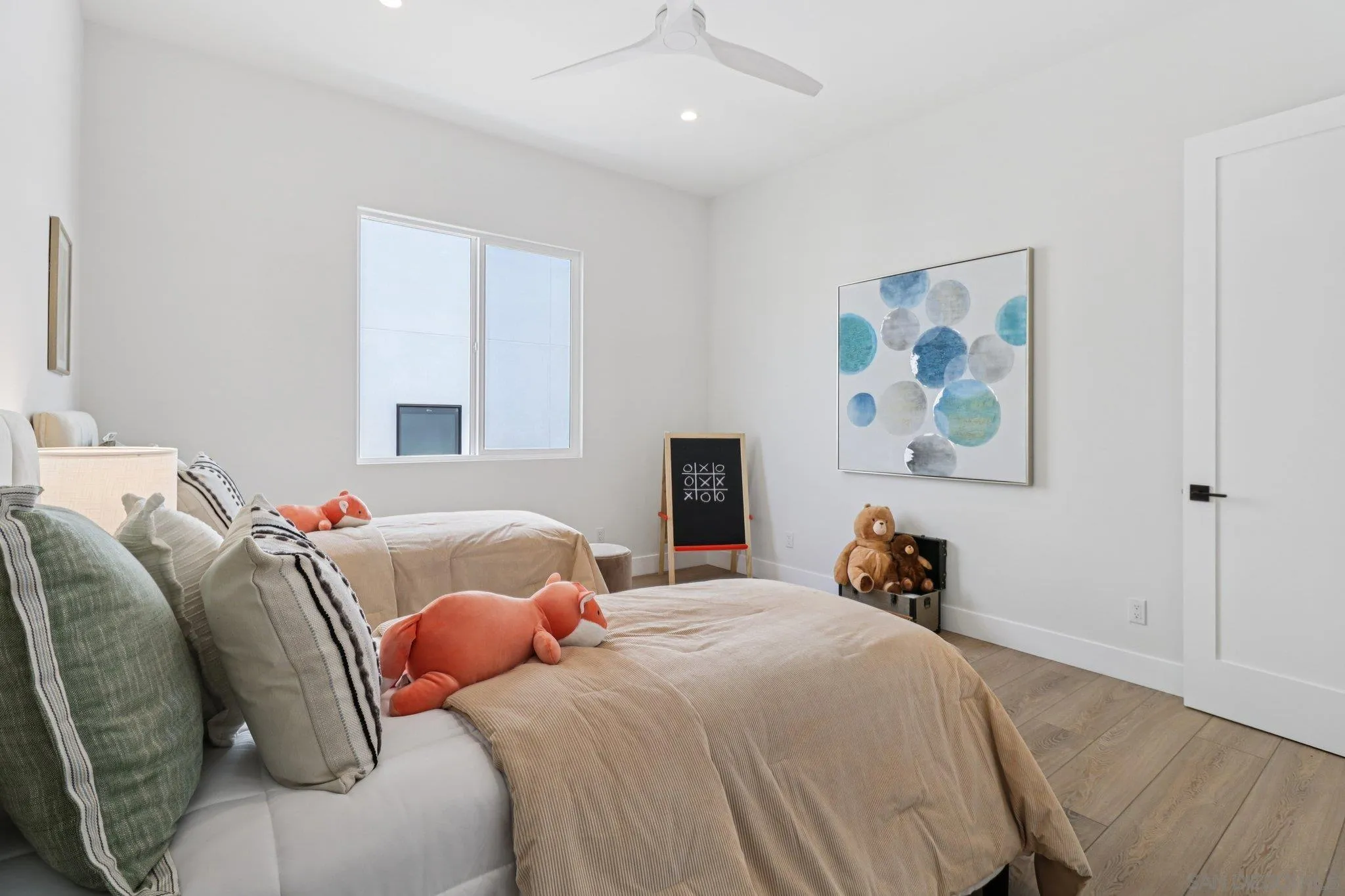 https://cdn.realtyfeed.com/cdn/127/260013422/270df98b81159555bc97fbcf7e8d327f.webp