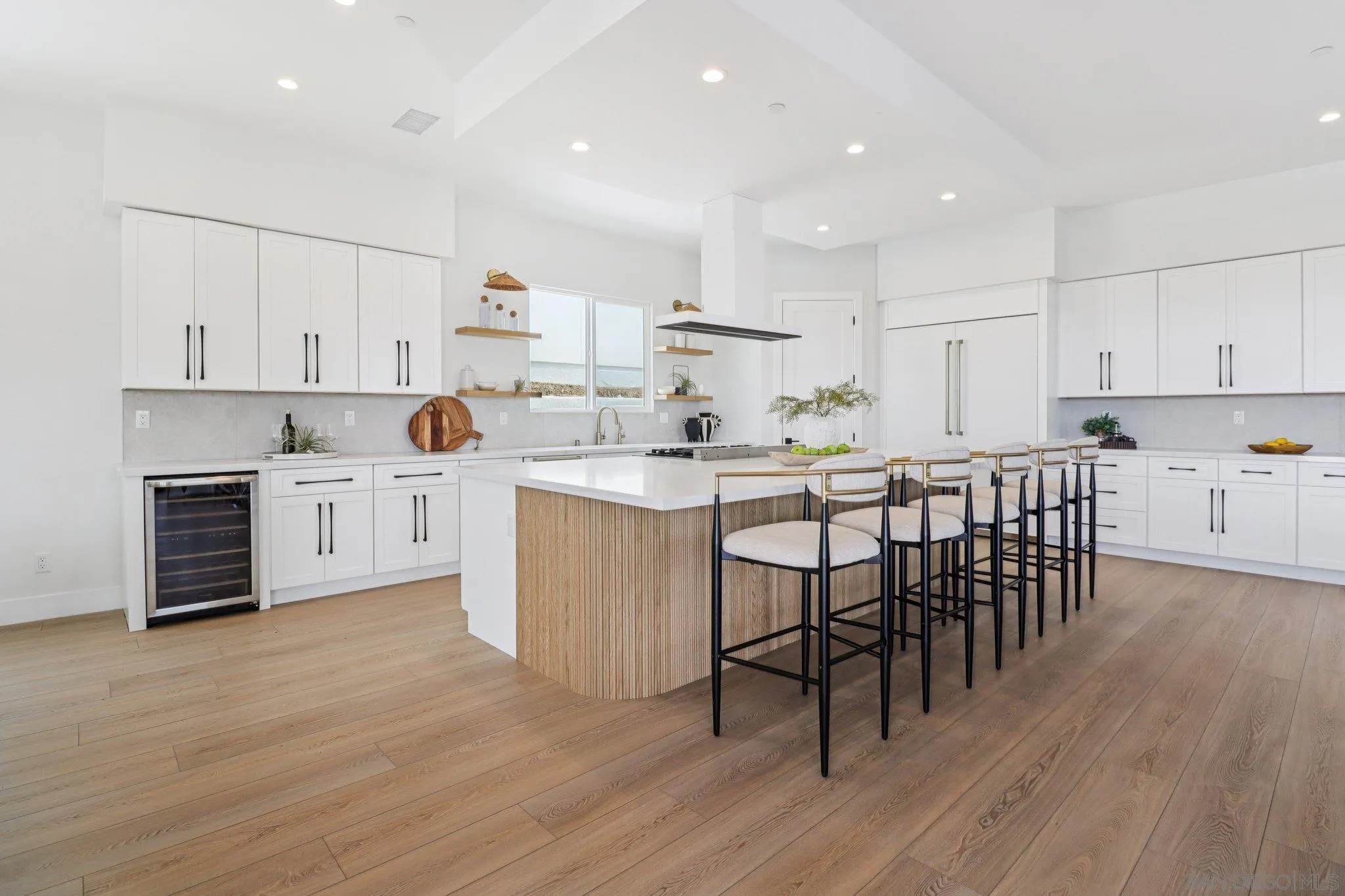 https://cdn.realtyfeed.com/cdn/127/260013422/772a42c928605f7f7f2f4e52b94fcb65.webp