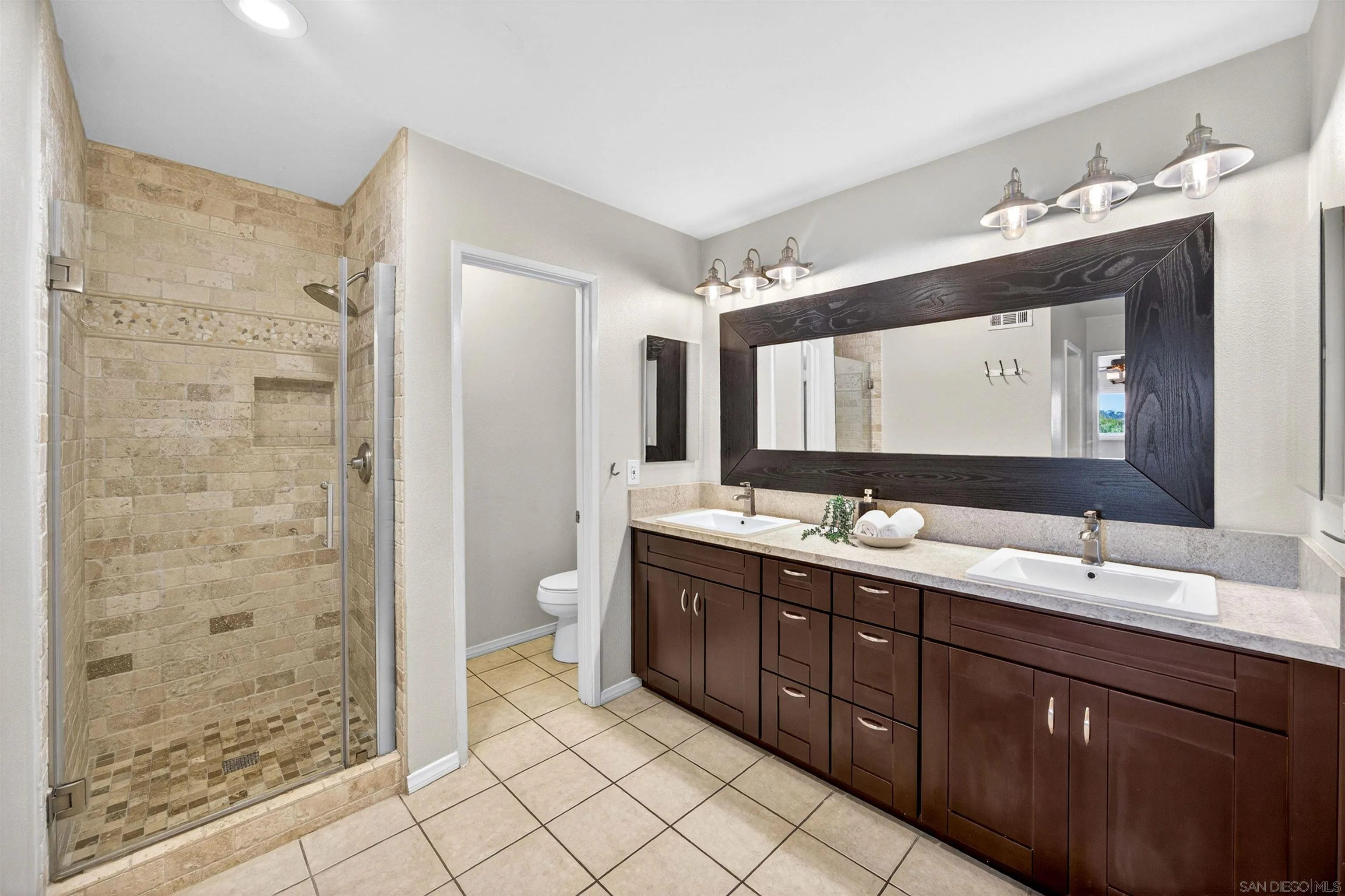 Photo #28: 260013424 Listing: Photo #28