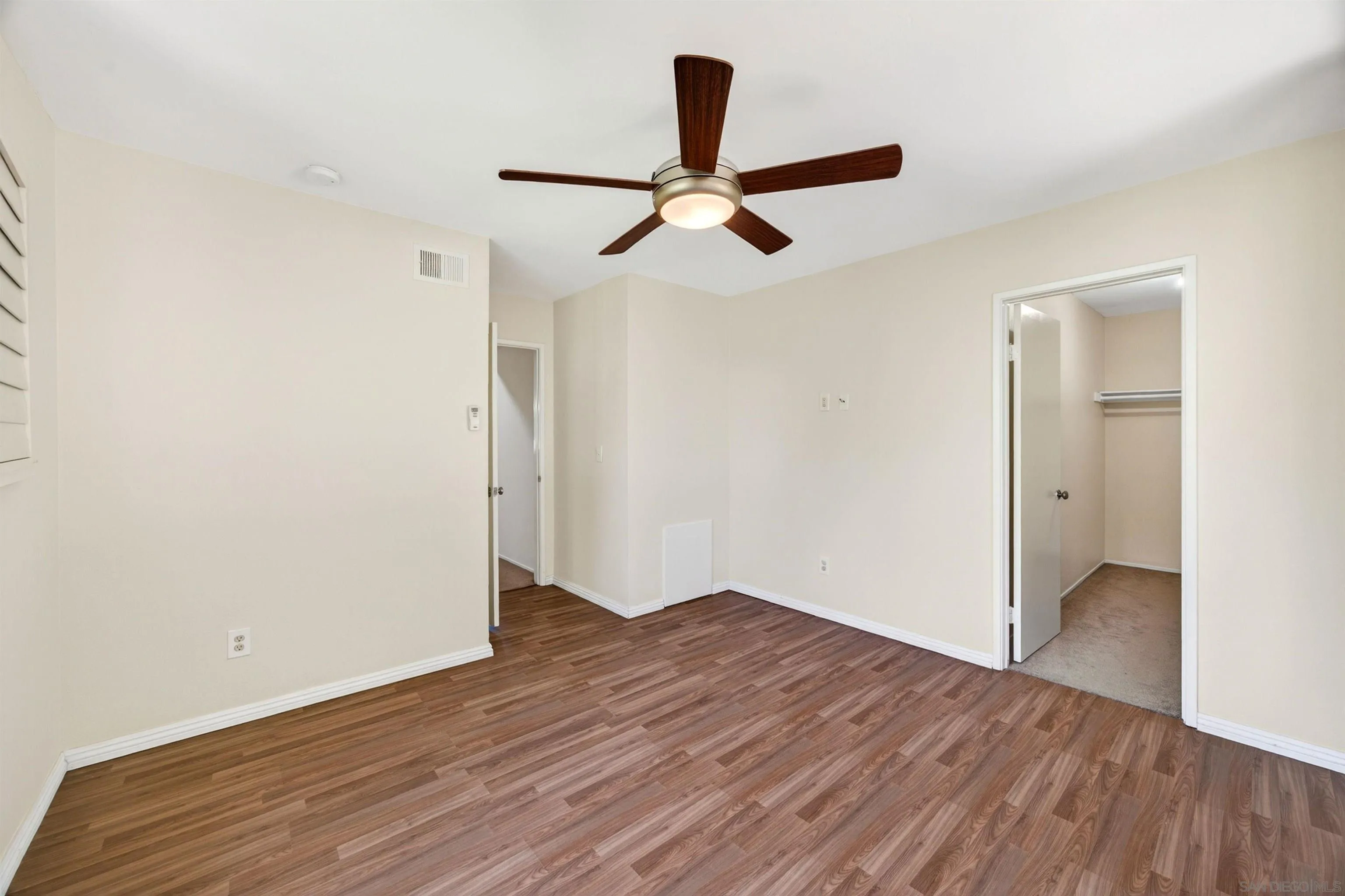 Photo #35: 260013424 Listing: Photo #35