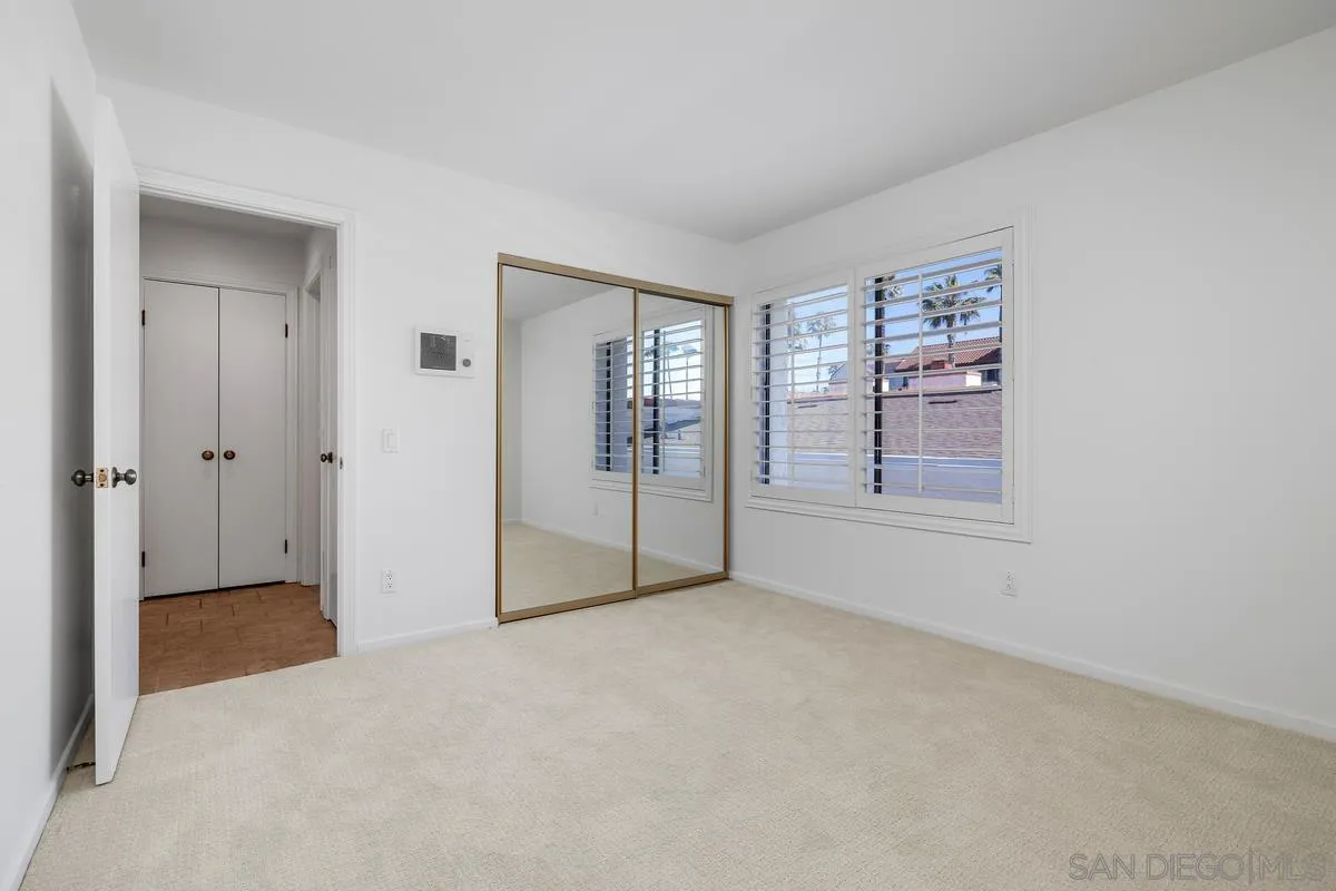 https://cdn.realtyfeed.com/cdn/127/260013426/0b44727e0bd82a248848ac4bf89d8d38.webp