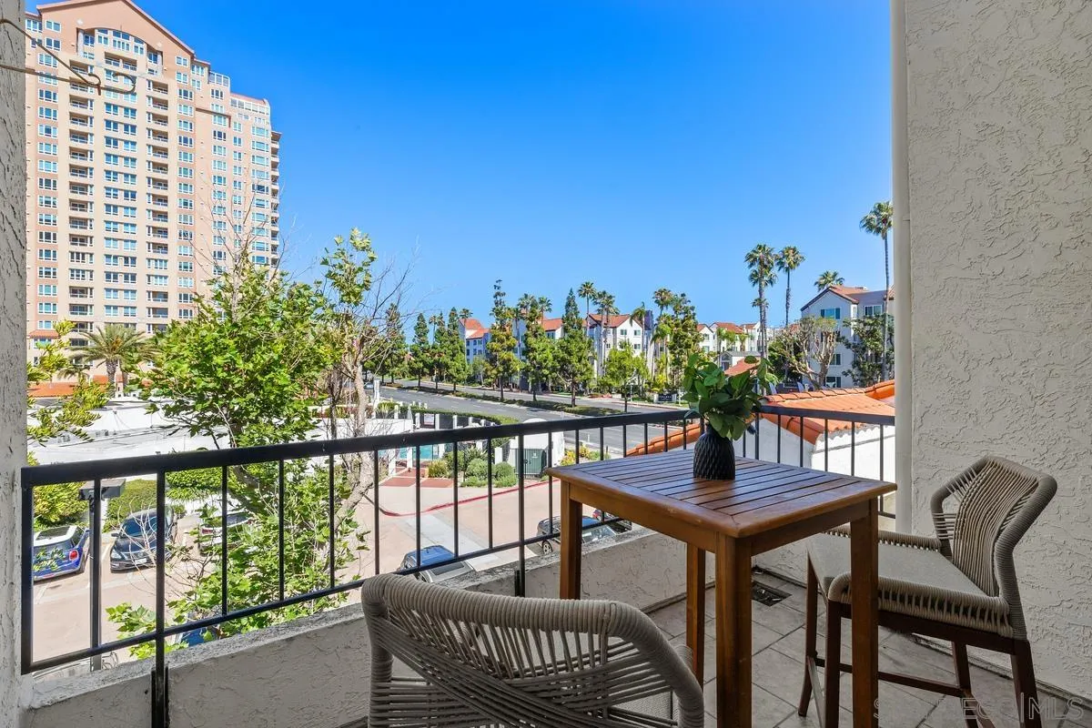 https://cdn.realtyfeed.com/cdn/127/260013426/eceb224b54f11f5e7851253e34ff7cf5.webp