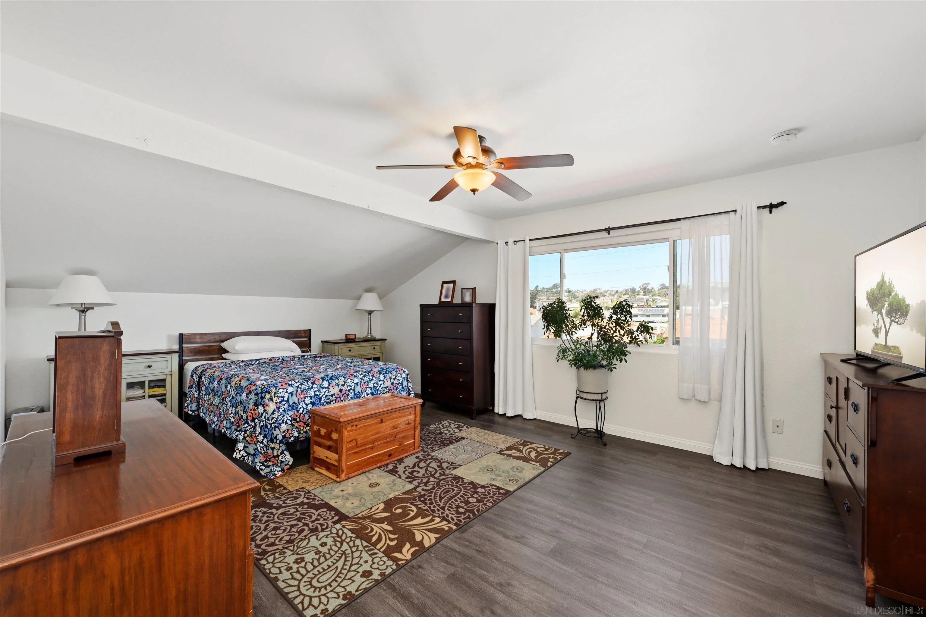 Photo #15: 260013433 Listing: Photo #15