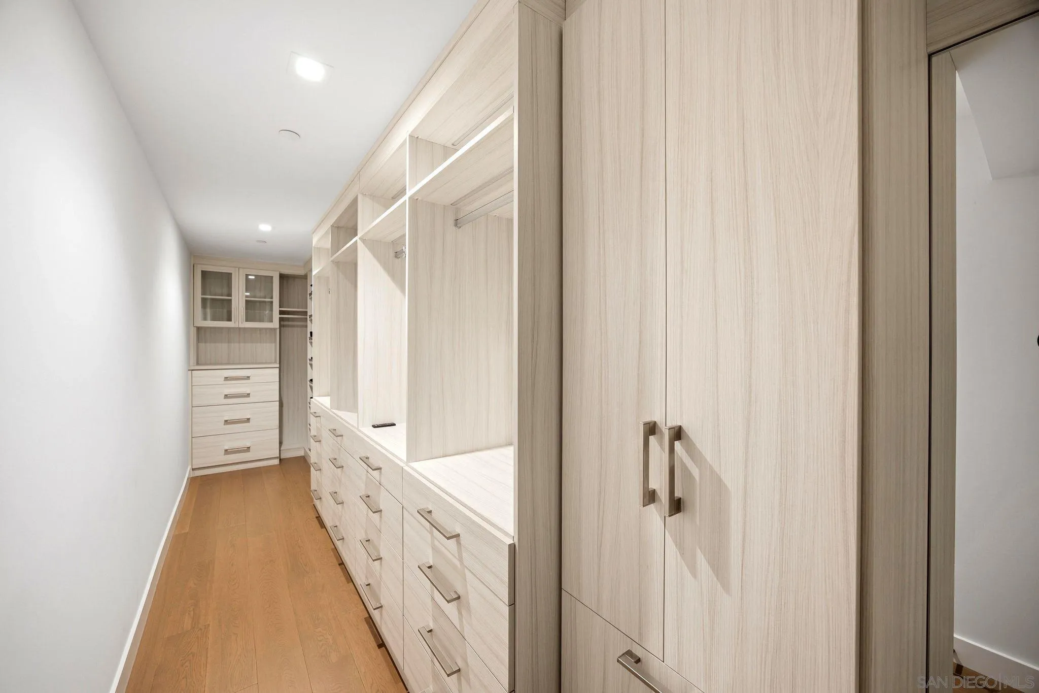Photo #17: 260013435 Listing: Photo #17