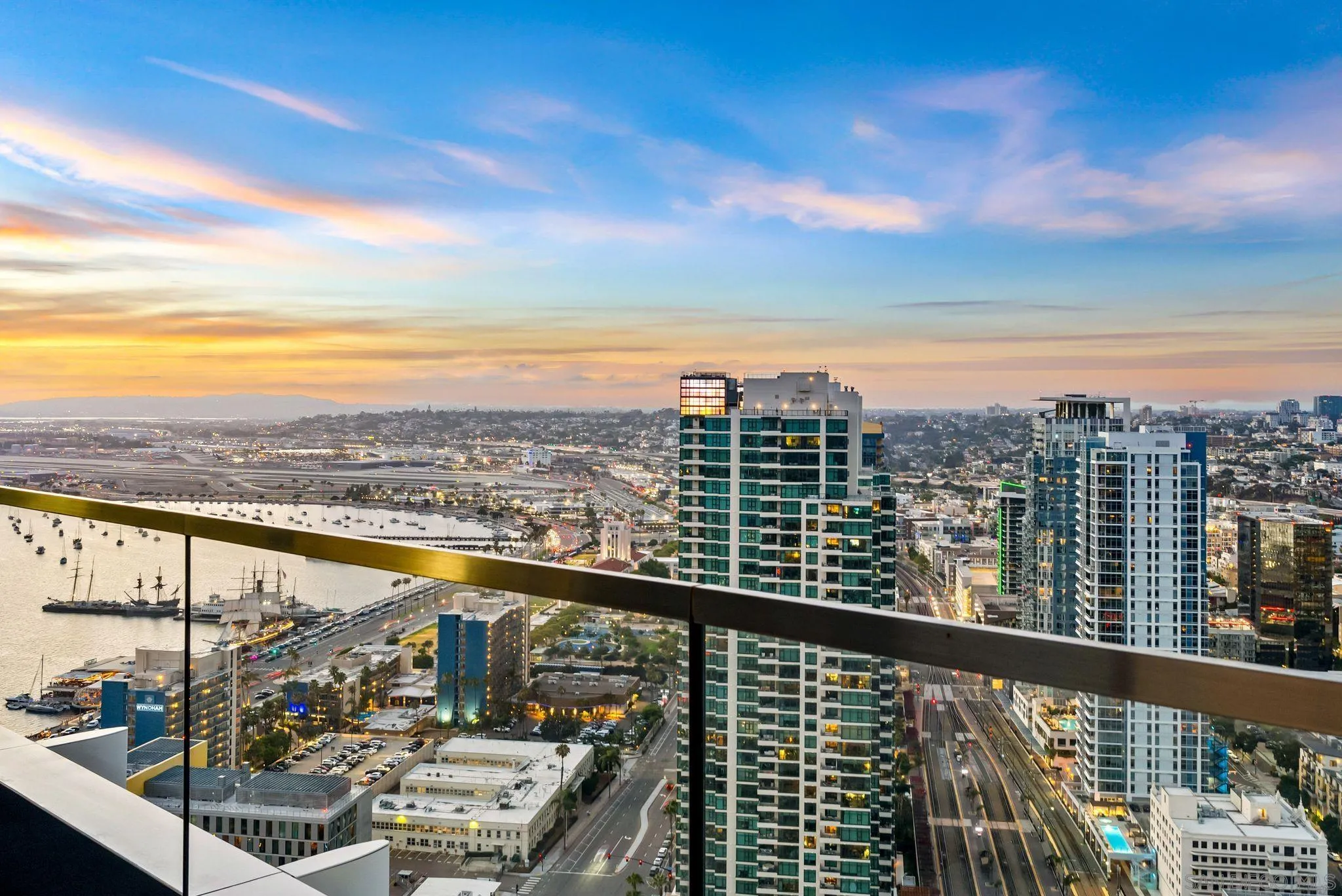 https://cdn.realtyfeed.com/cdn/127/260013435/8e871757cedc137e8cea13a2aab79963.webp