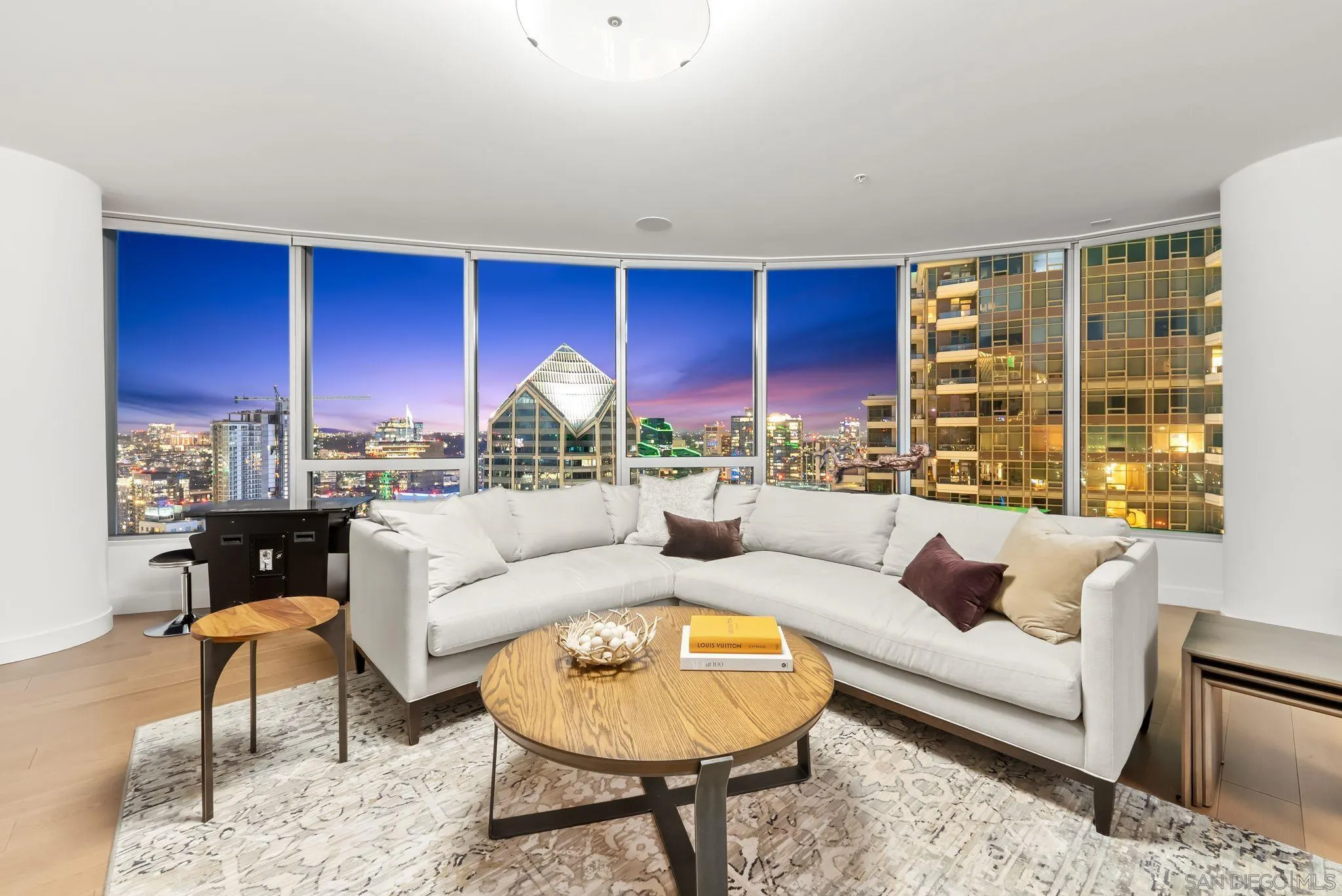 Photo #37: 260013435 Listing: Photo #37